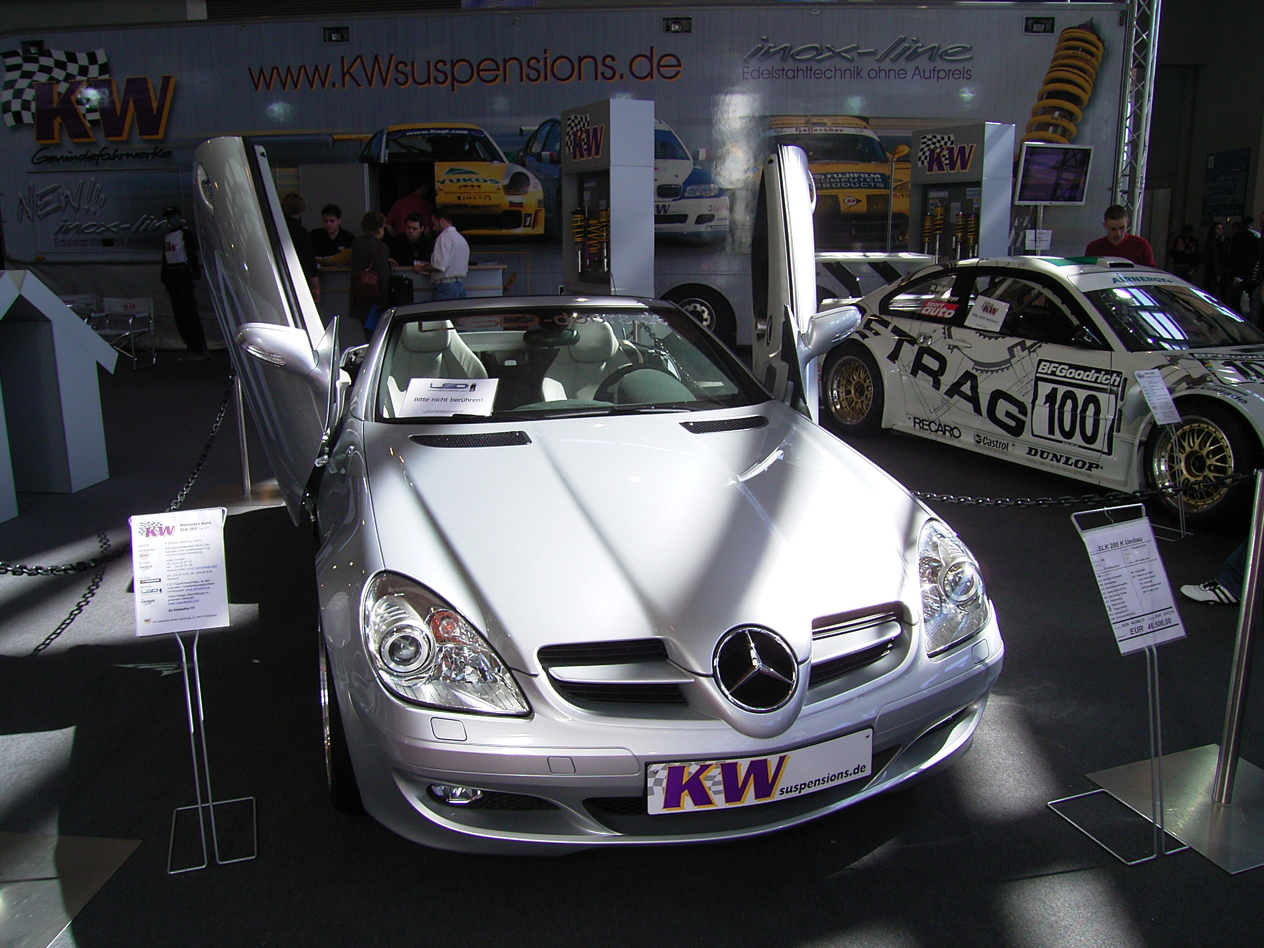White Mercedes SLK (R171) with scissor doors