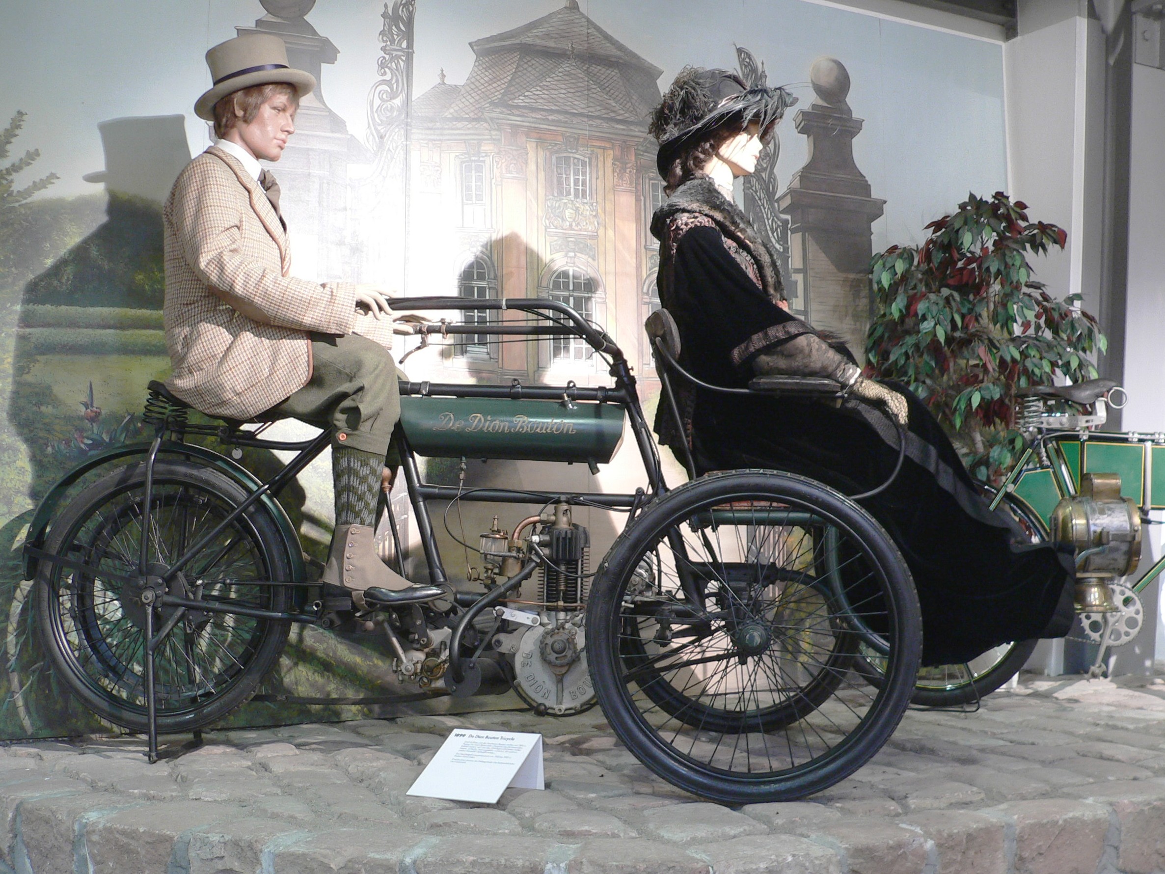 ZweiRadMuseumNSU DeDionBouton Tricycle