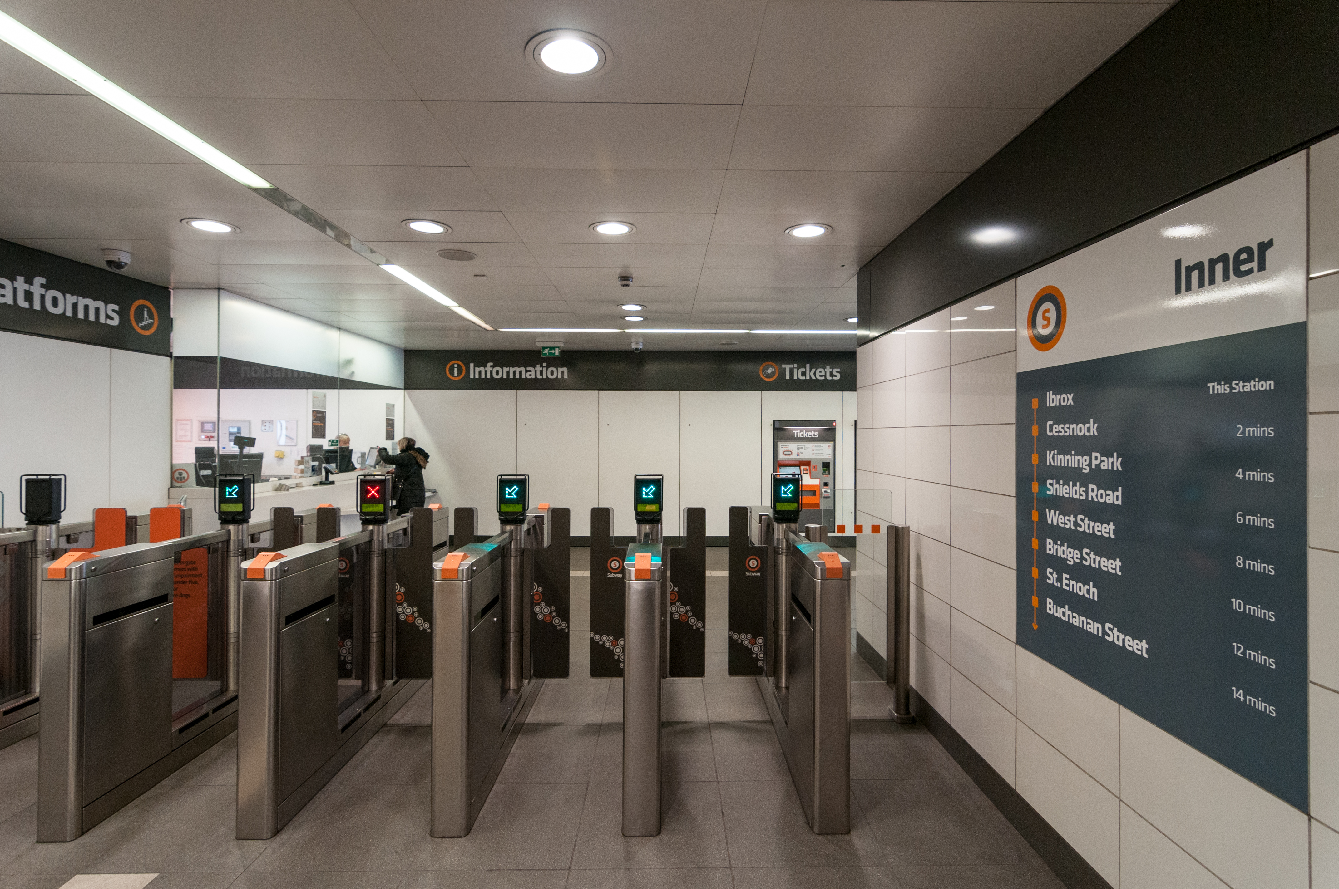 17-11-15-Glasgow-Subway RR70167