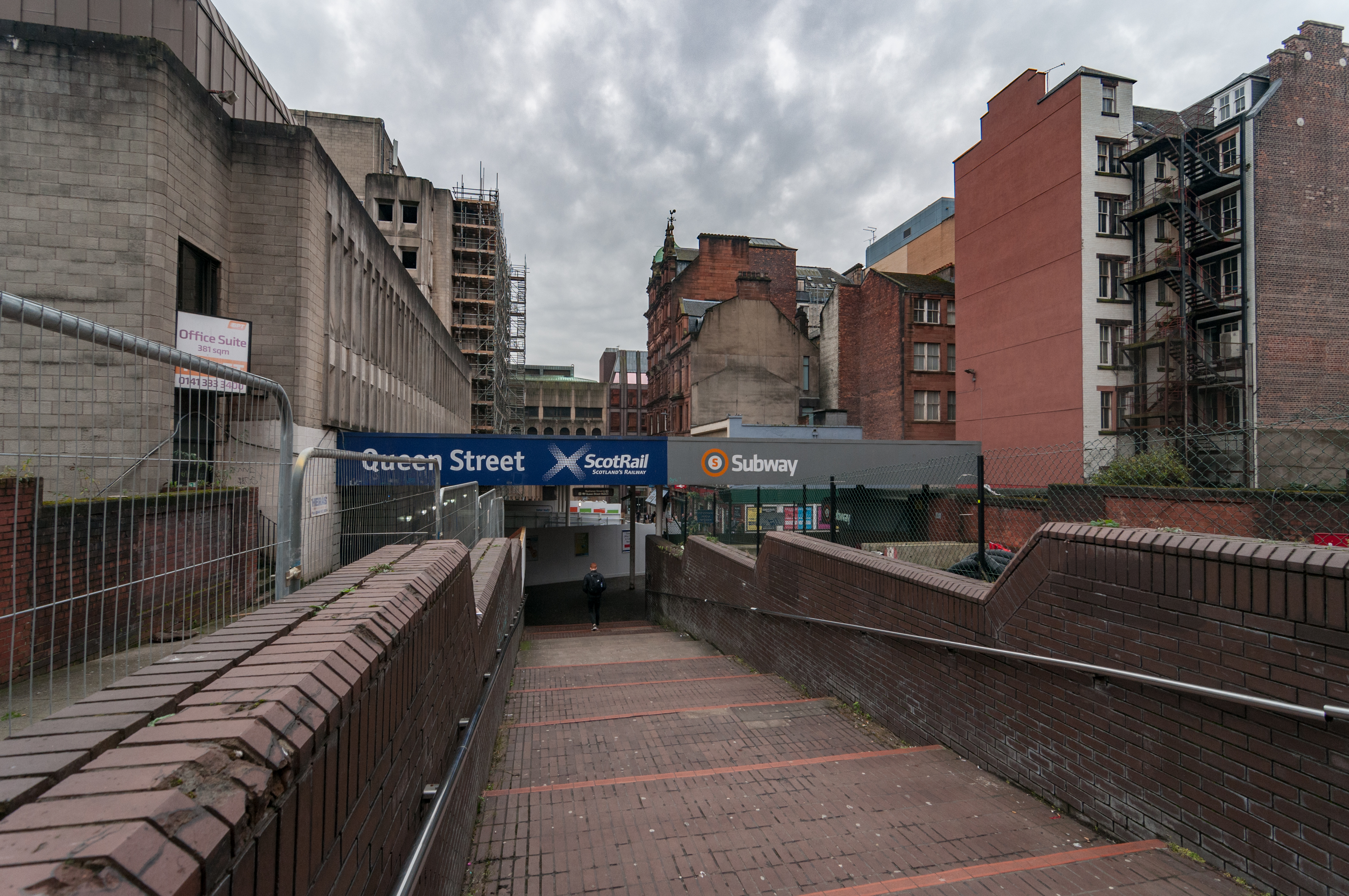 17-11-15-Glasgow-Subway RR70199