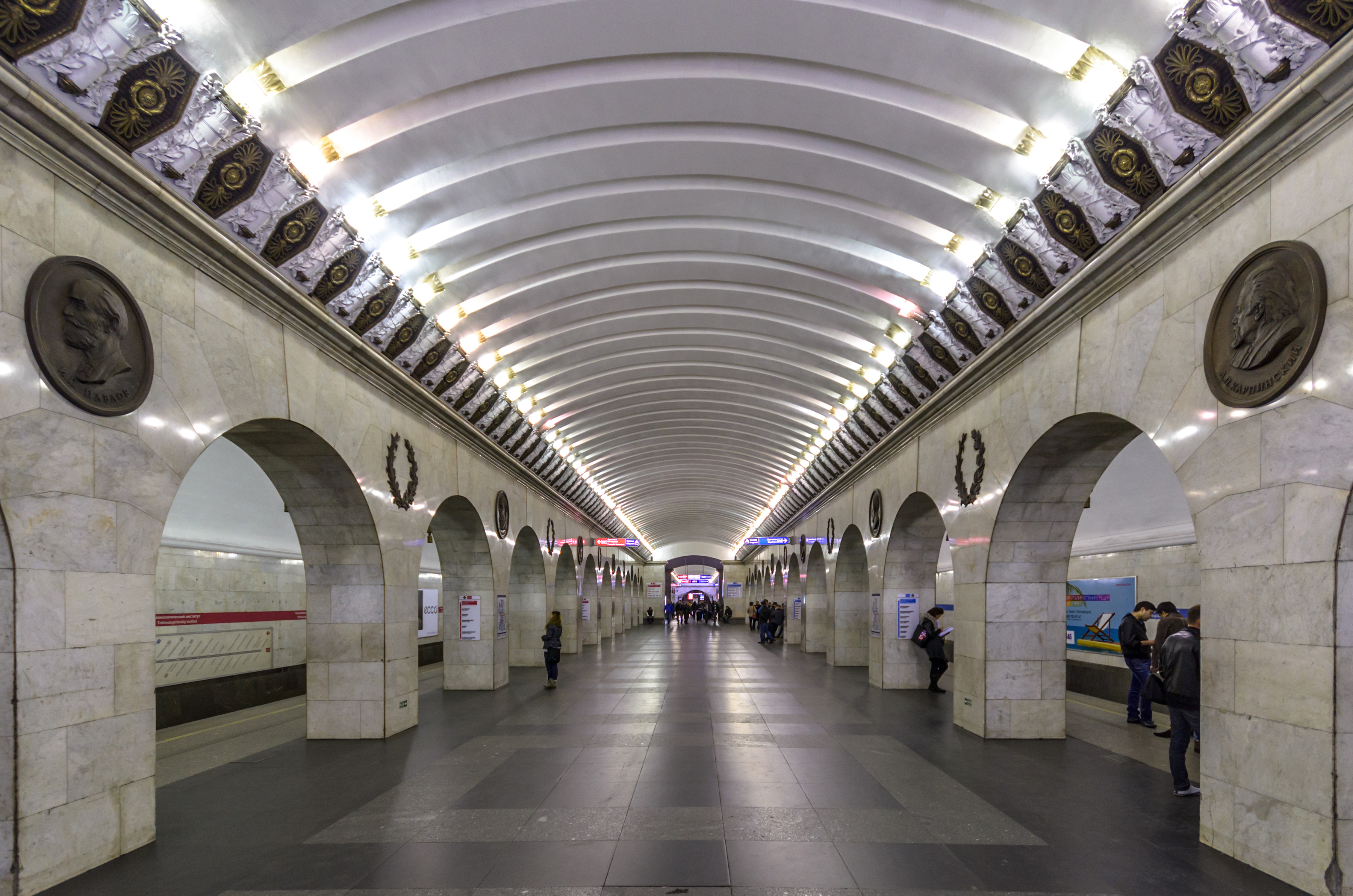 Metro SPB Line1-2 Tekhnologichesky Institut