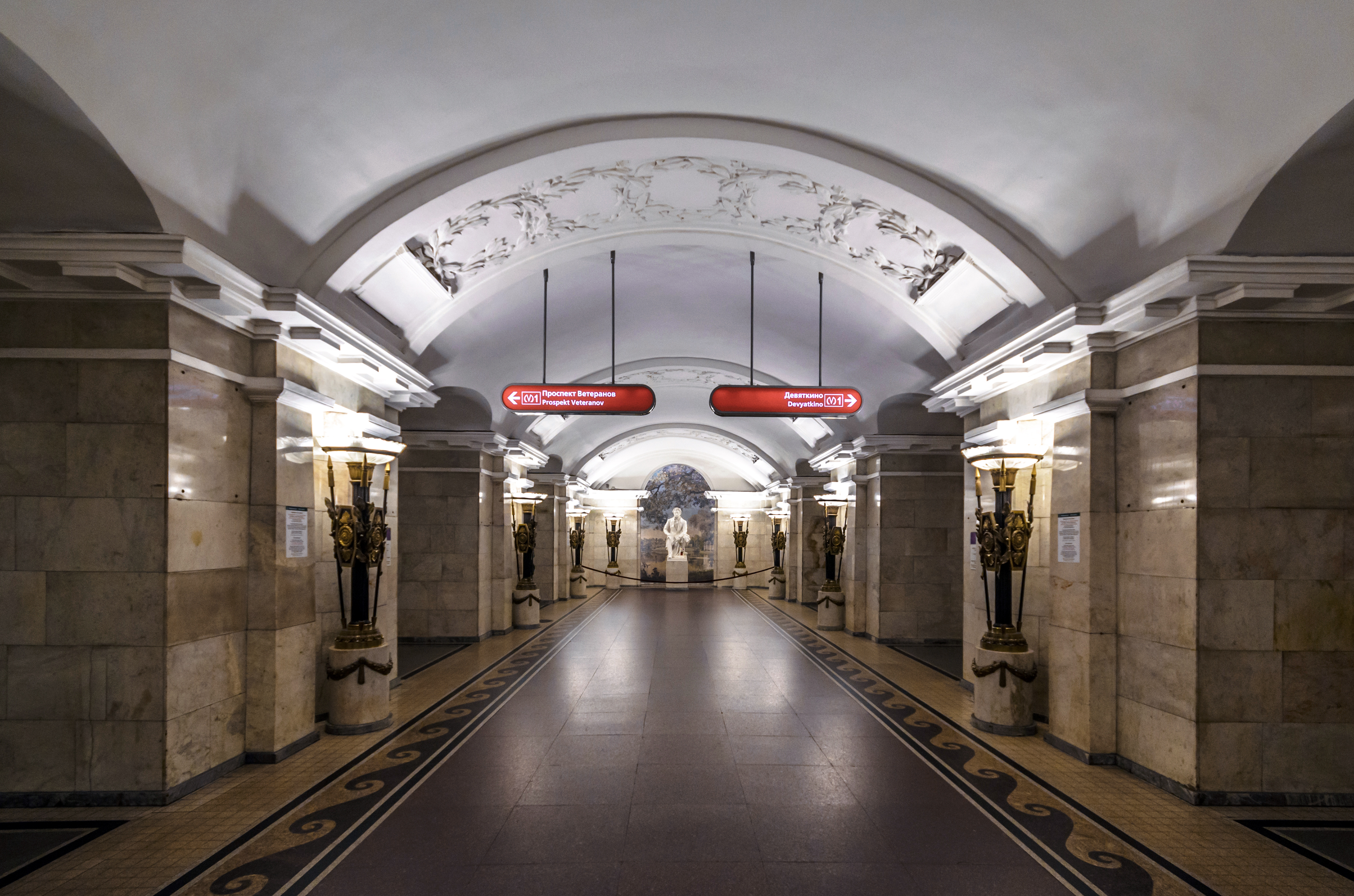 Metro SPB Line1 Pushkinskaya