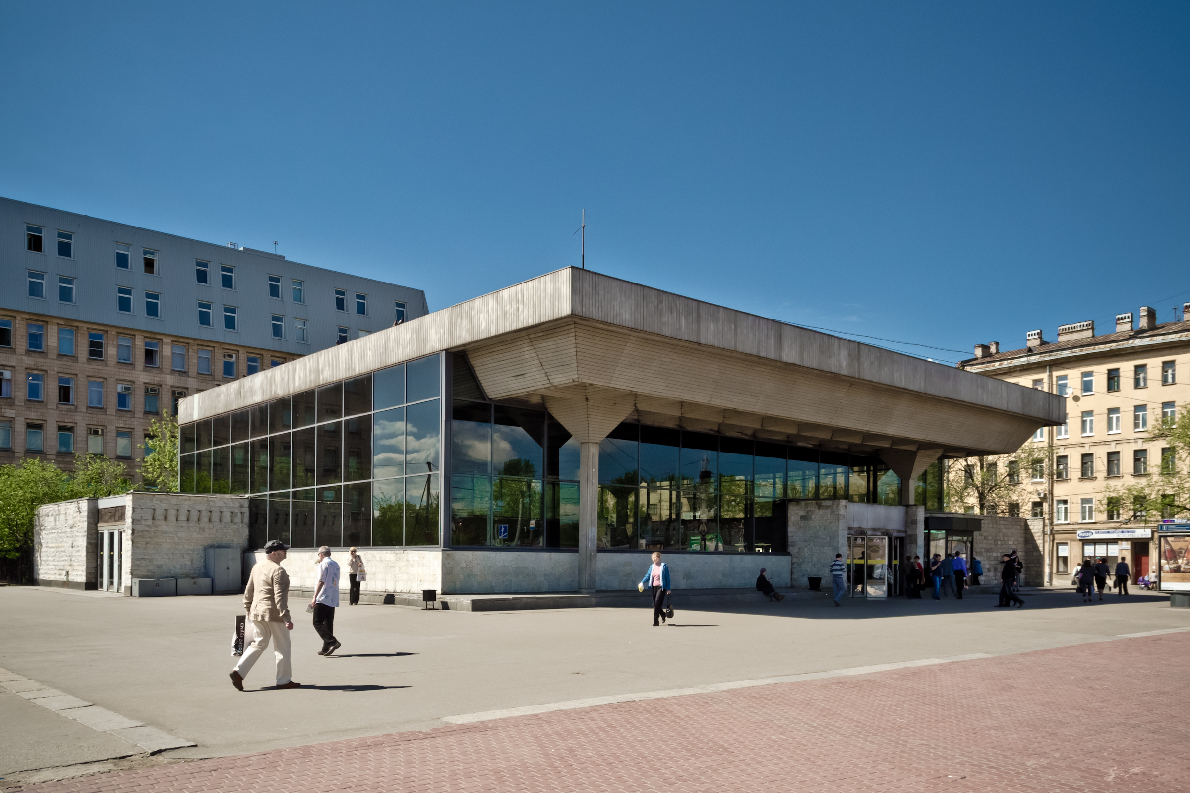 Metro SPB Line1 Vyborgskaya pavilion