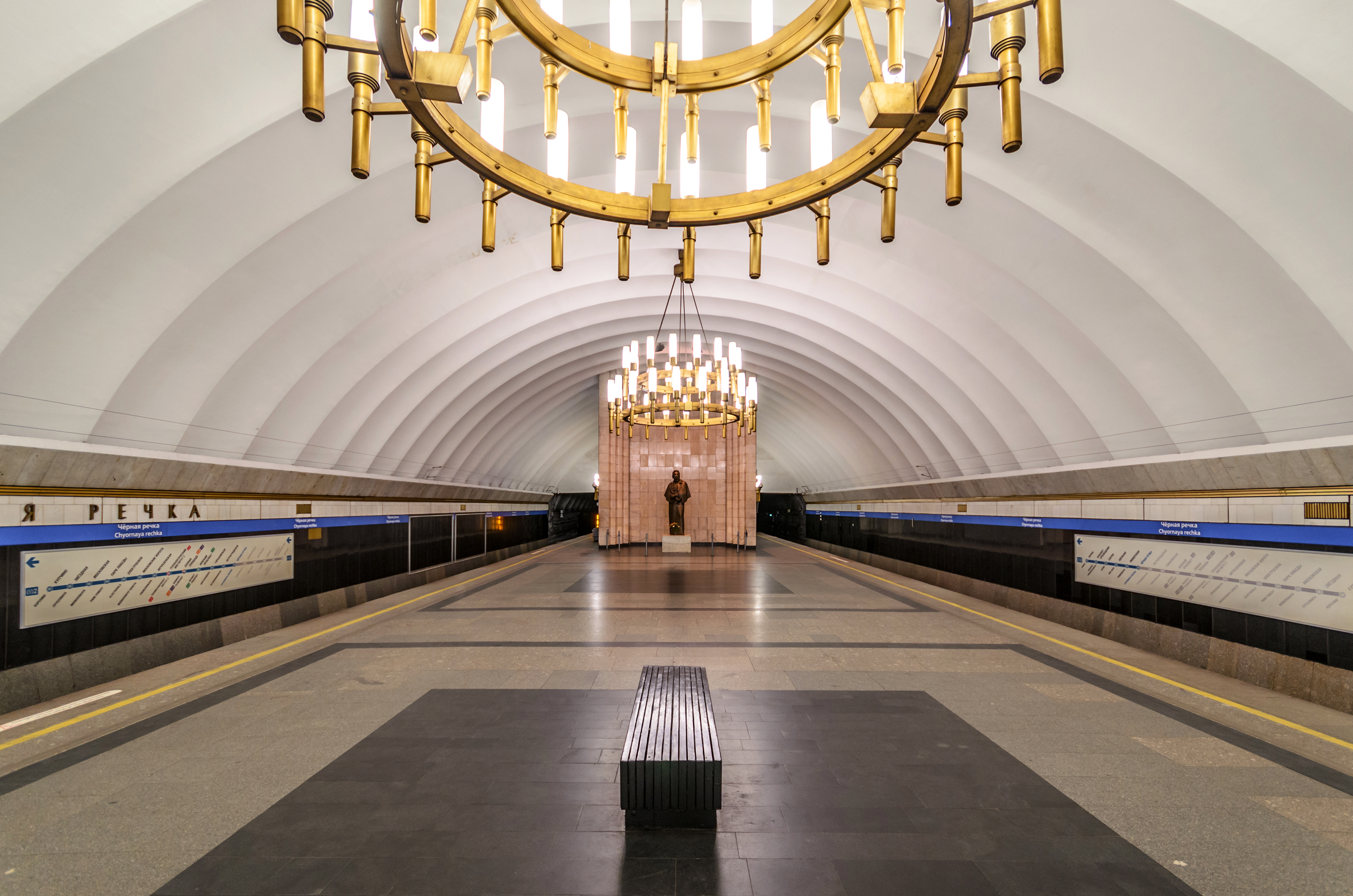 Metro SPB Line2 Chyornaya rechka2