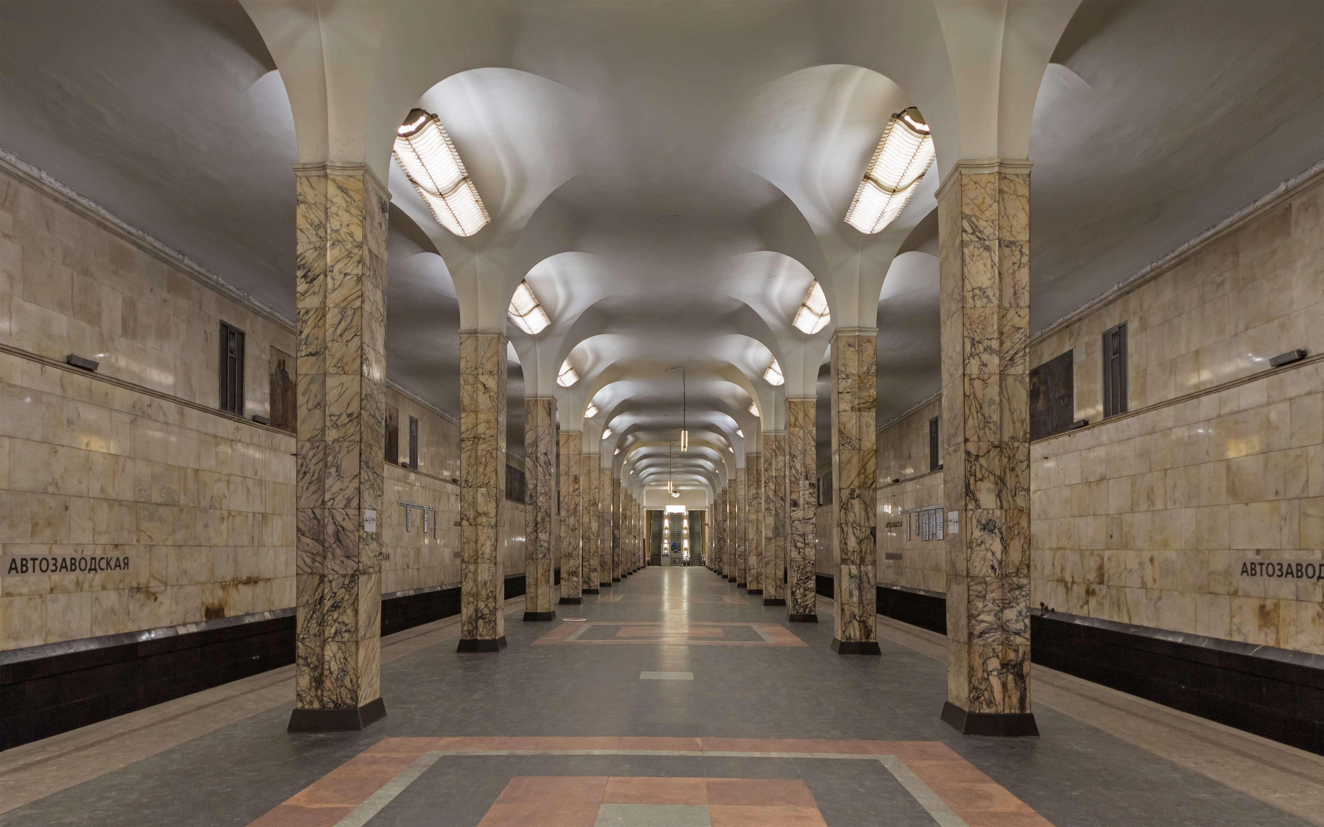 MosMetro Avtozavodskaya 01-2017