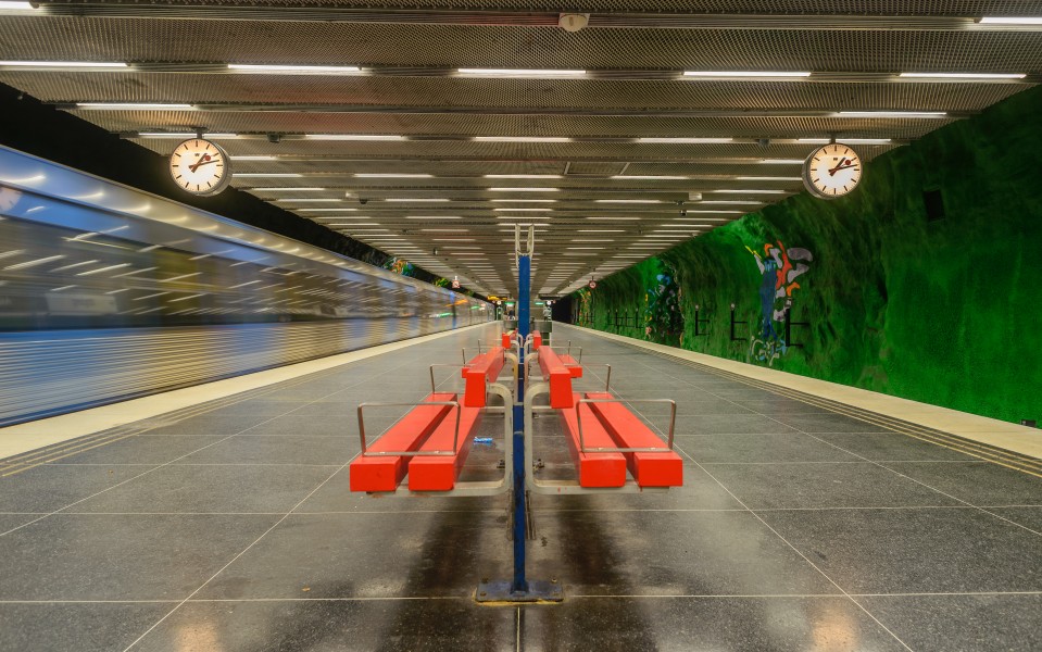 Alby metro station September 2014 02