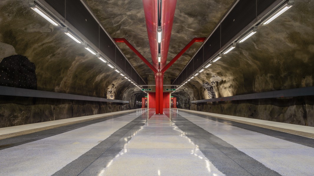 Duvbo Metro station September 2014 09