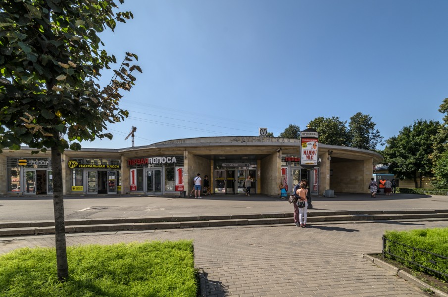 Metro SPB Line2 Frunzenskaya Pavilion