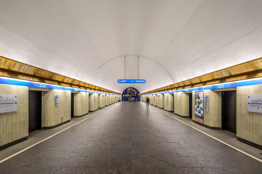 Metro SPB Line2 Petrogradskaya
