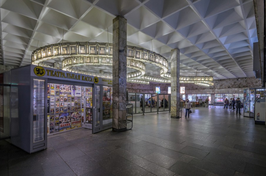 Metro SPB Line2 Udelnaya Vestibule