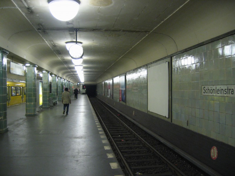 Schoenleinstr-ubahn