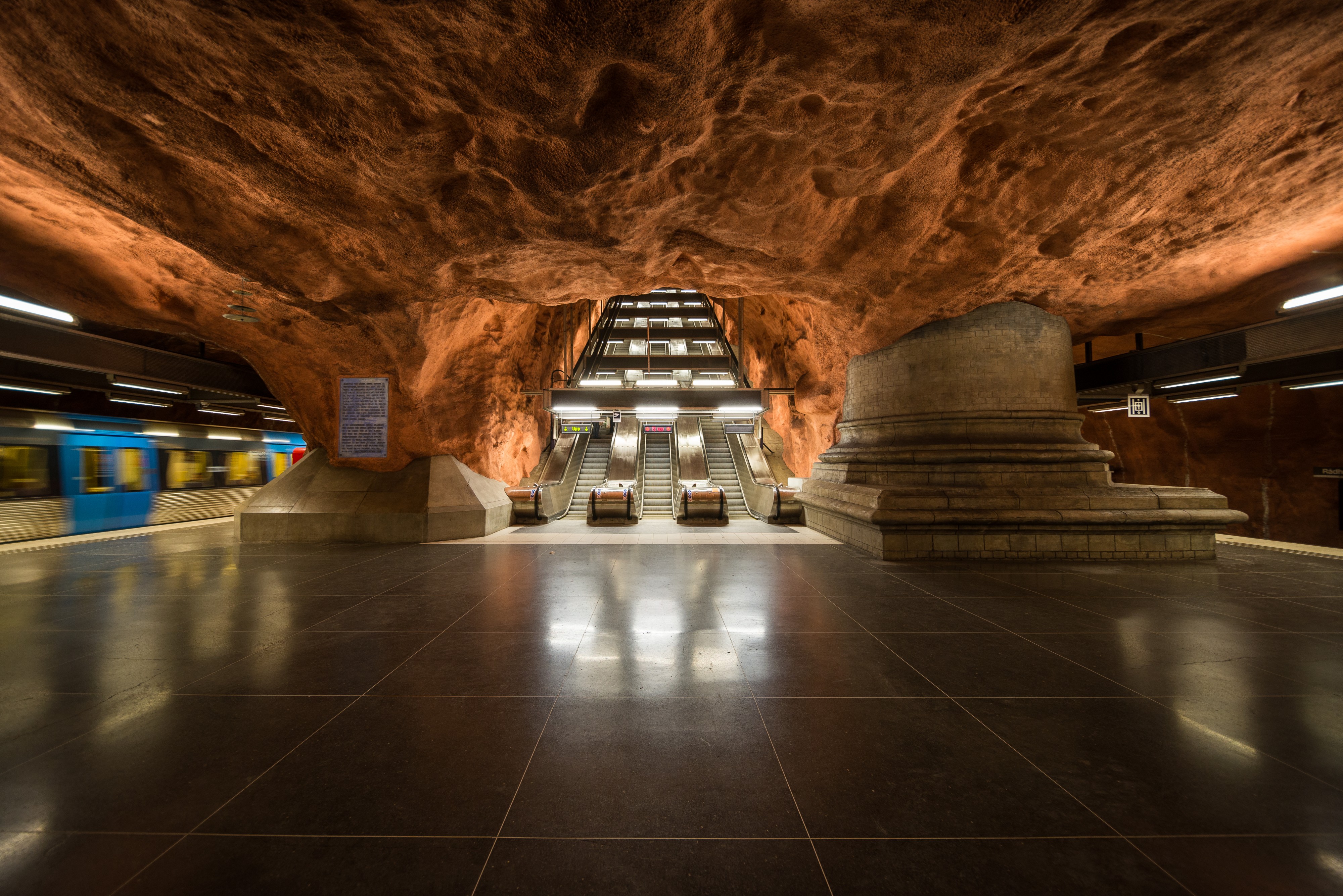 Rådhuset metro station December 2016
