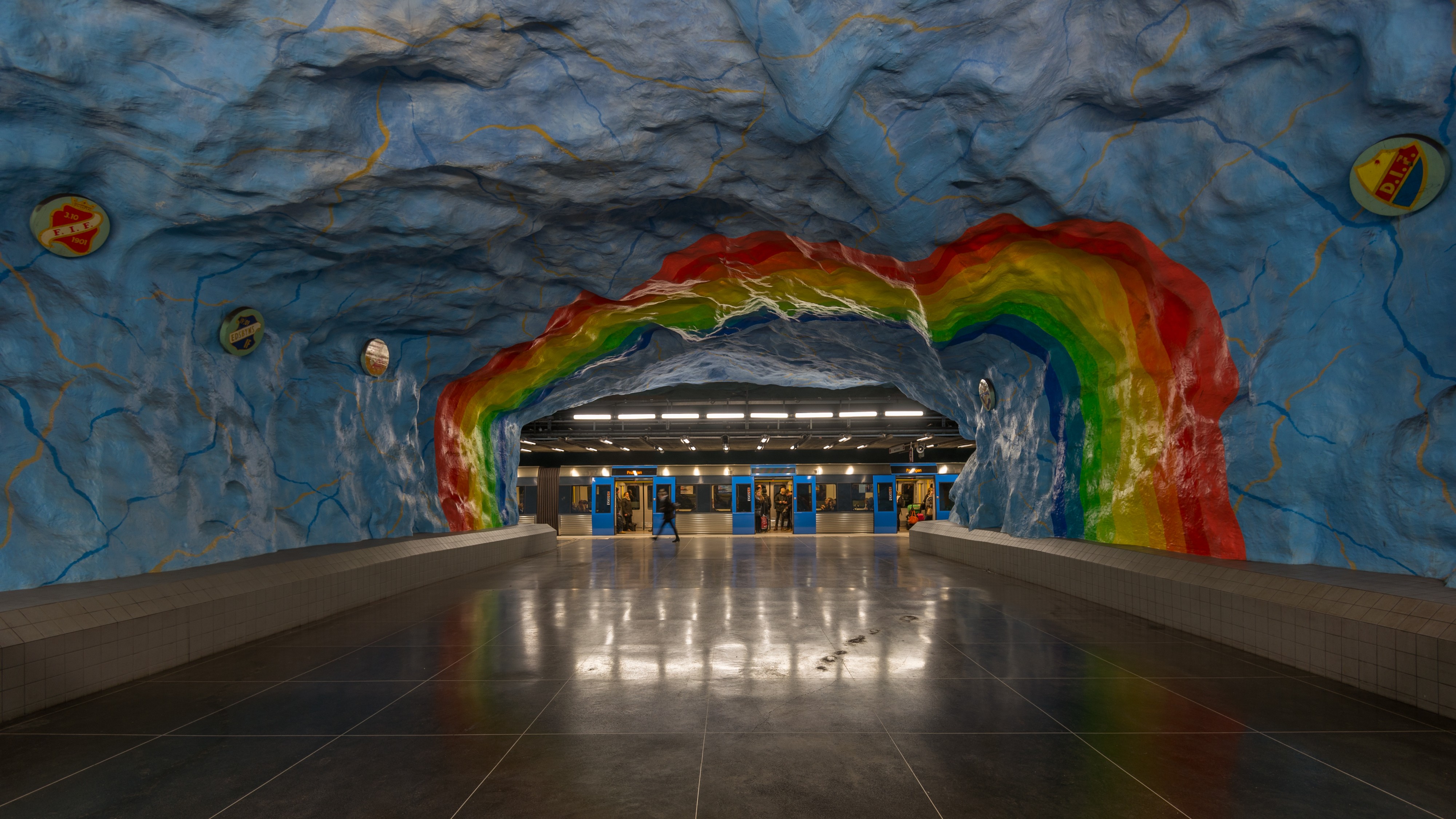 Stadion metro station January 2015 01