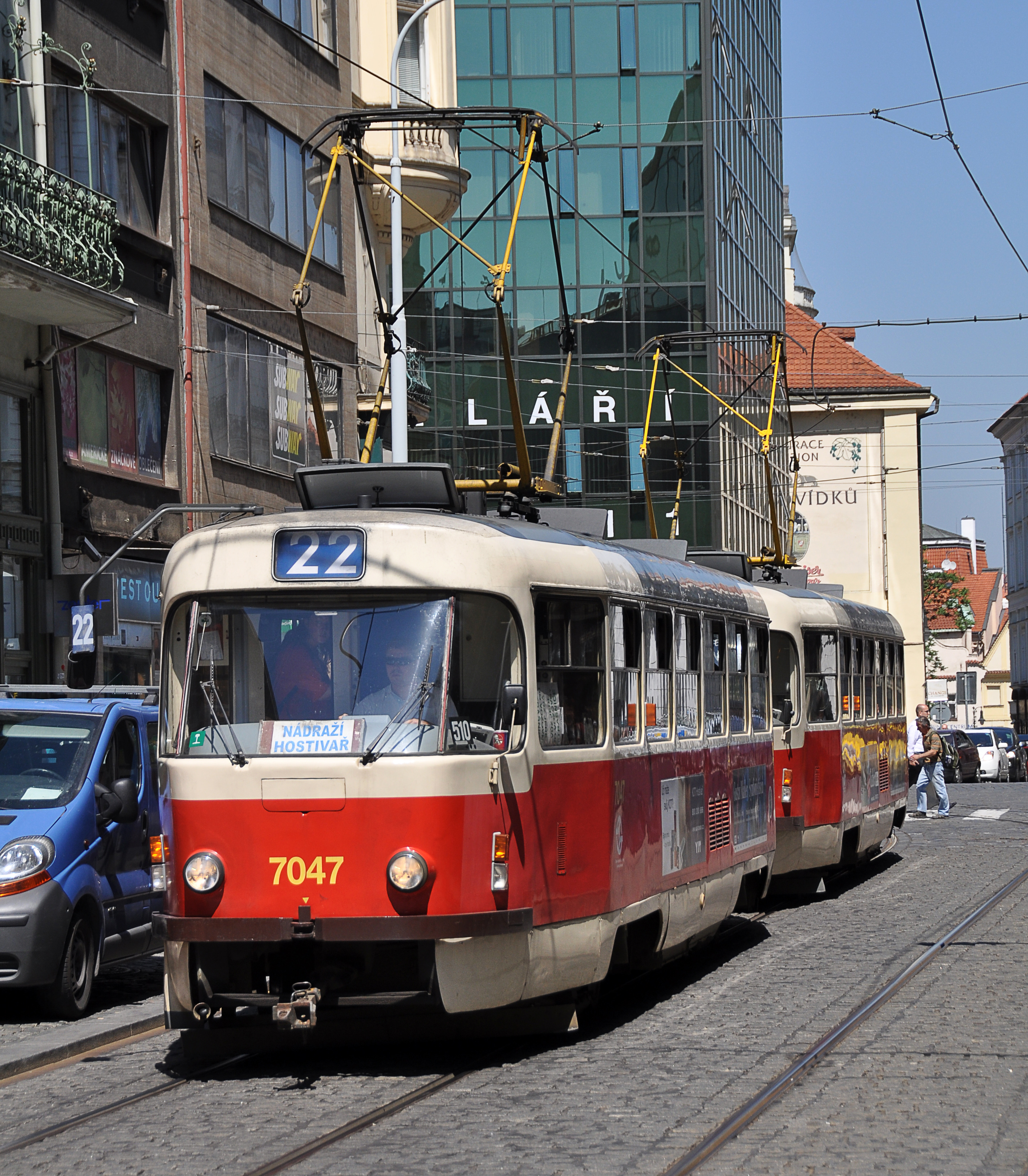 11-05-31-praha-tram-by-RalfR-23