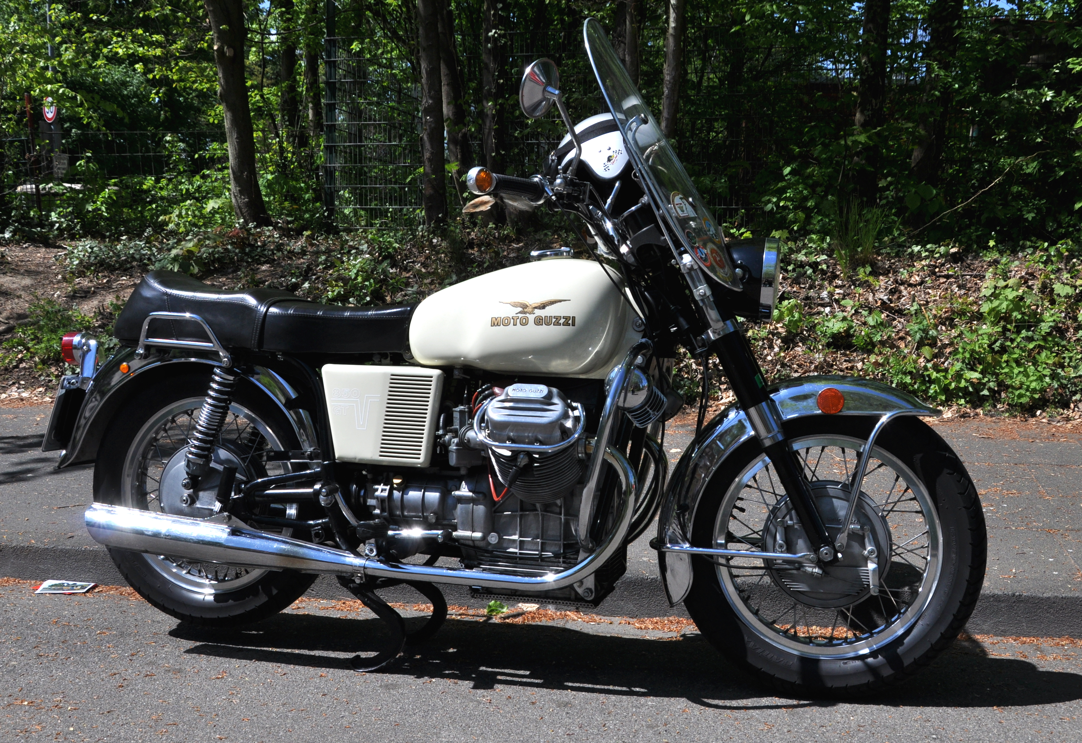 13-05-05 Oldtimerteffen Liblar MotoGuzzi 01