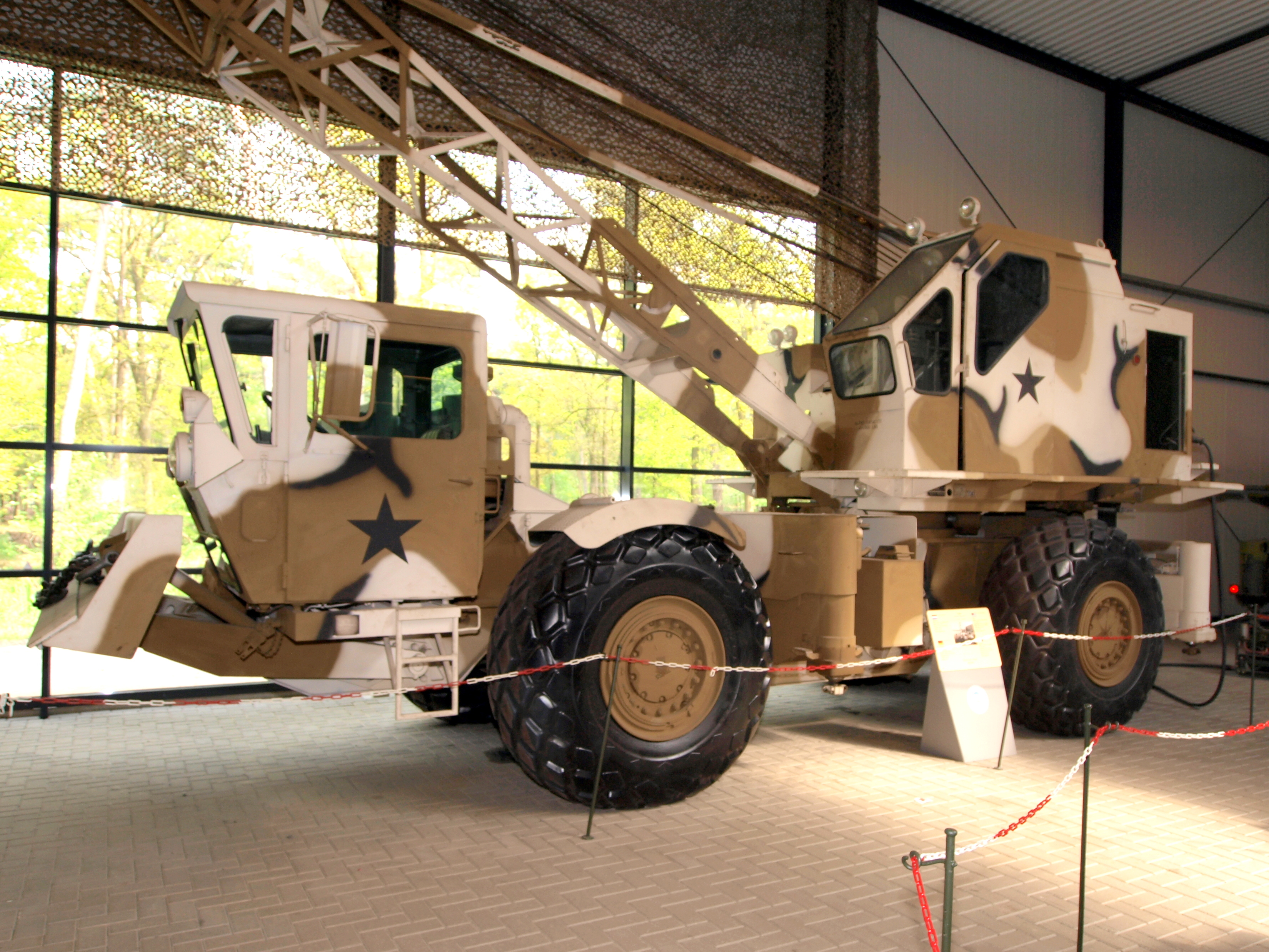 American Hoist M2380 pic1