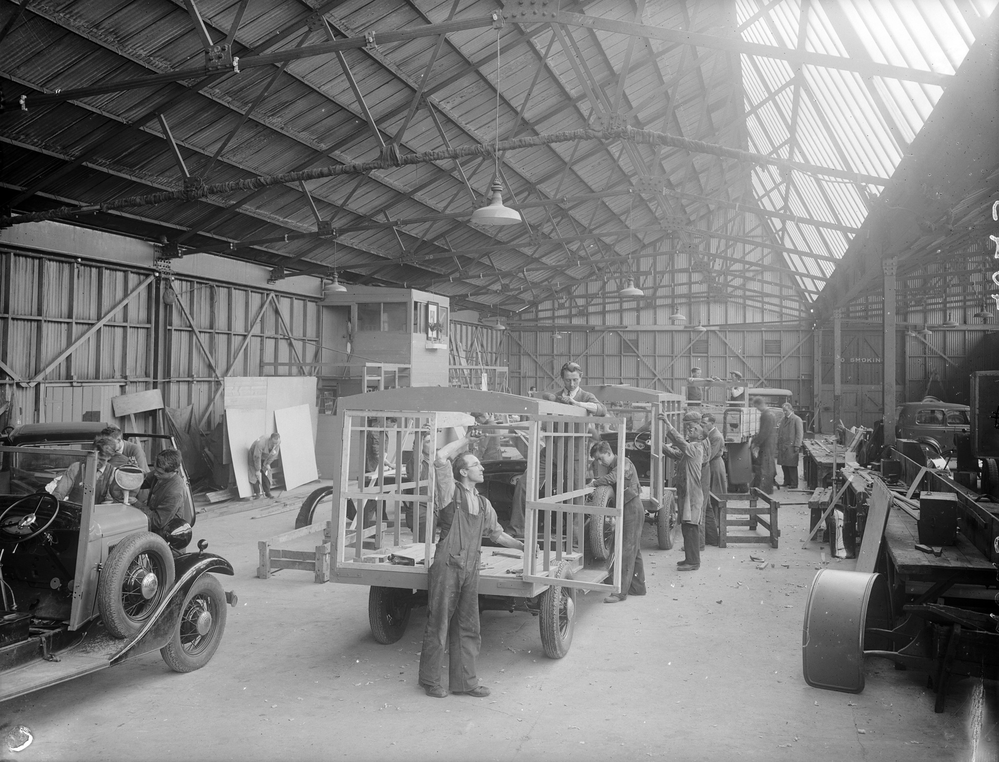 Automobile Assembly Lines (6981826602)