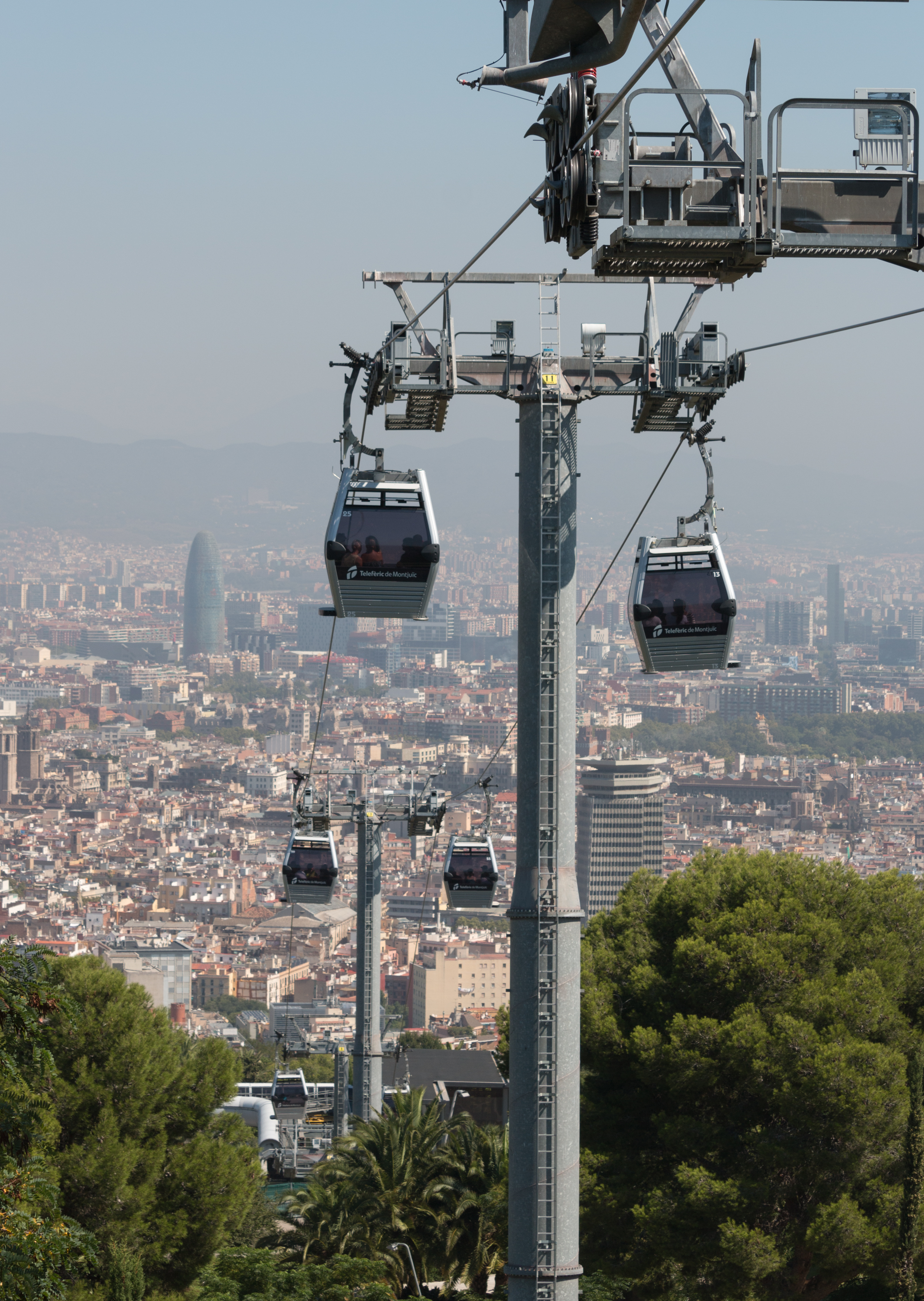 Barcelona August 2014 - Seilbahn de Montjuic 003