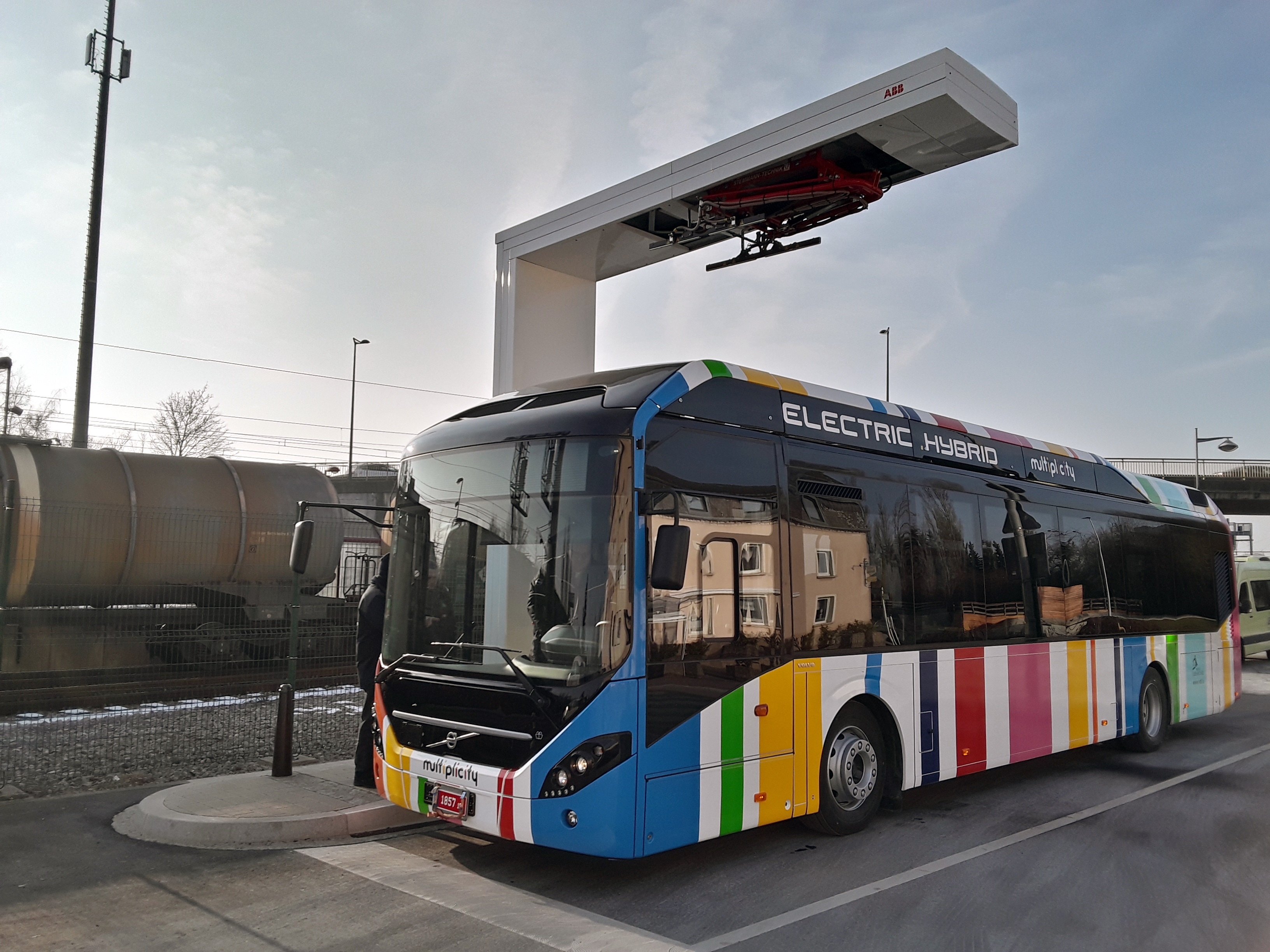 Bertrange, Volvo Electric Hybrid AVL (1)