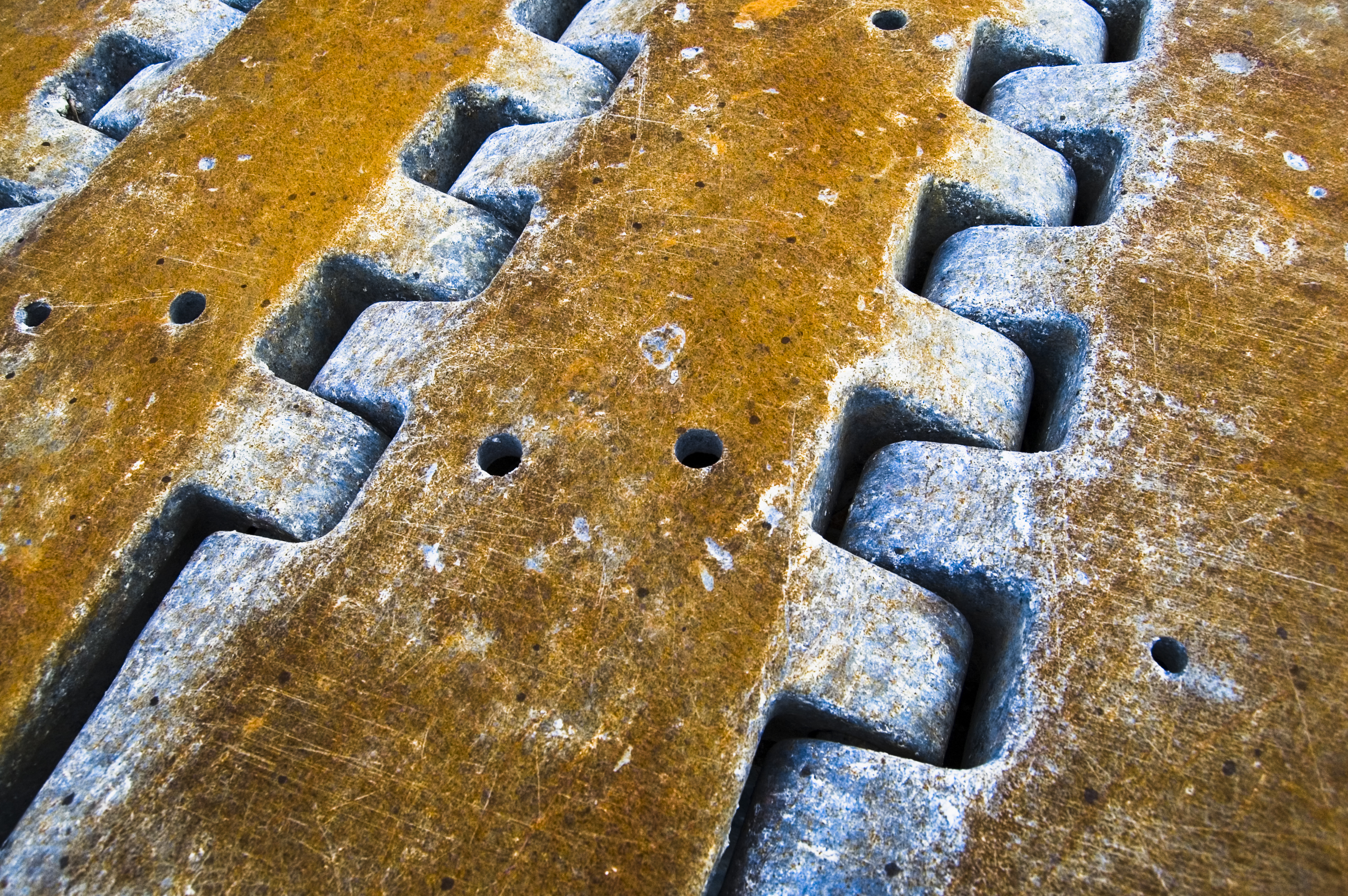 Caterpillar track segments
