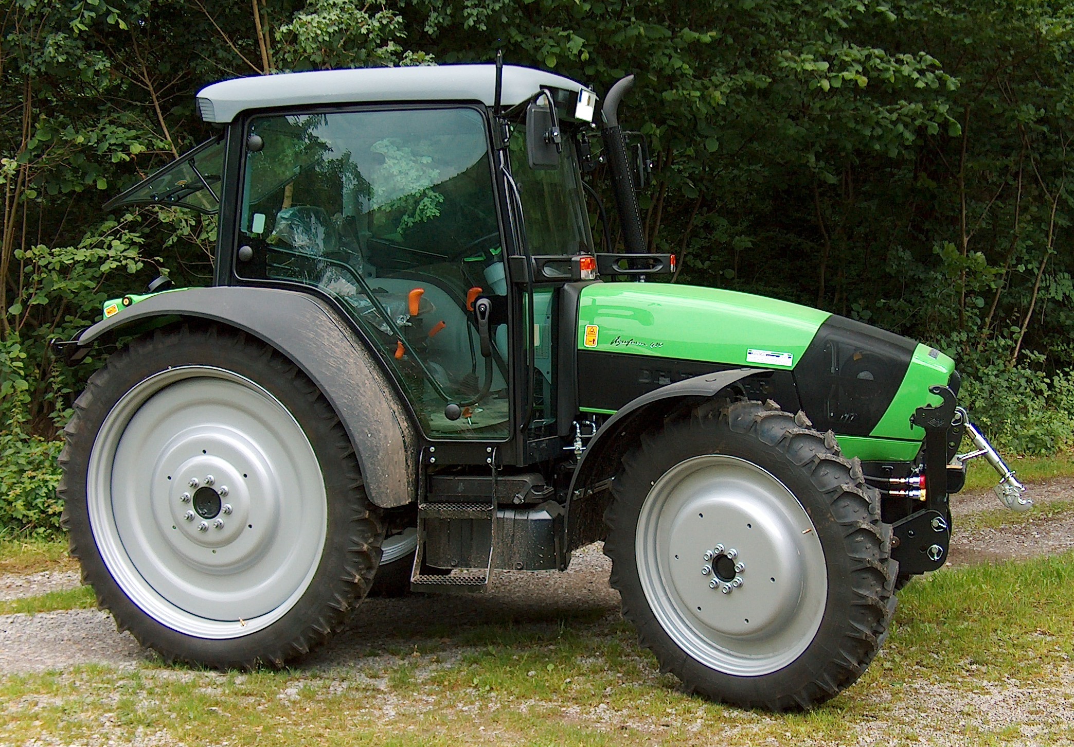 Deutz-Fahr Agrofarm 410