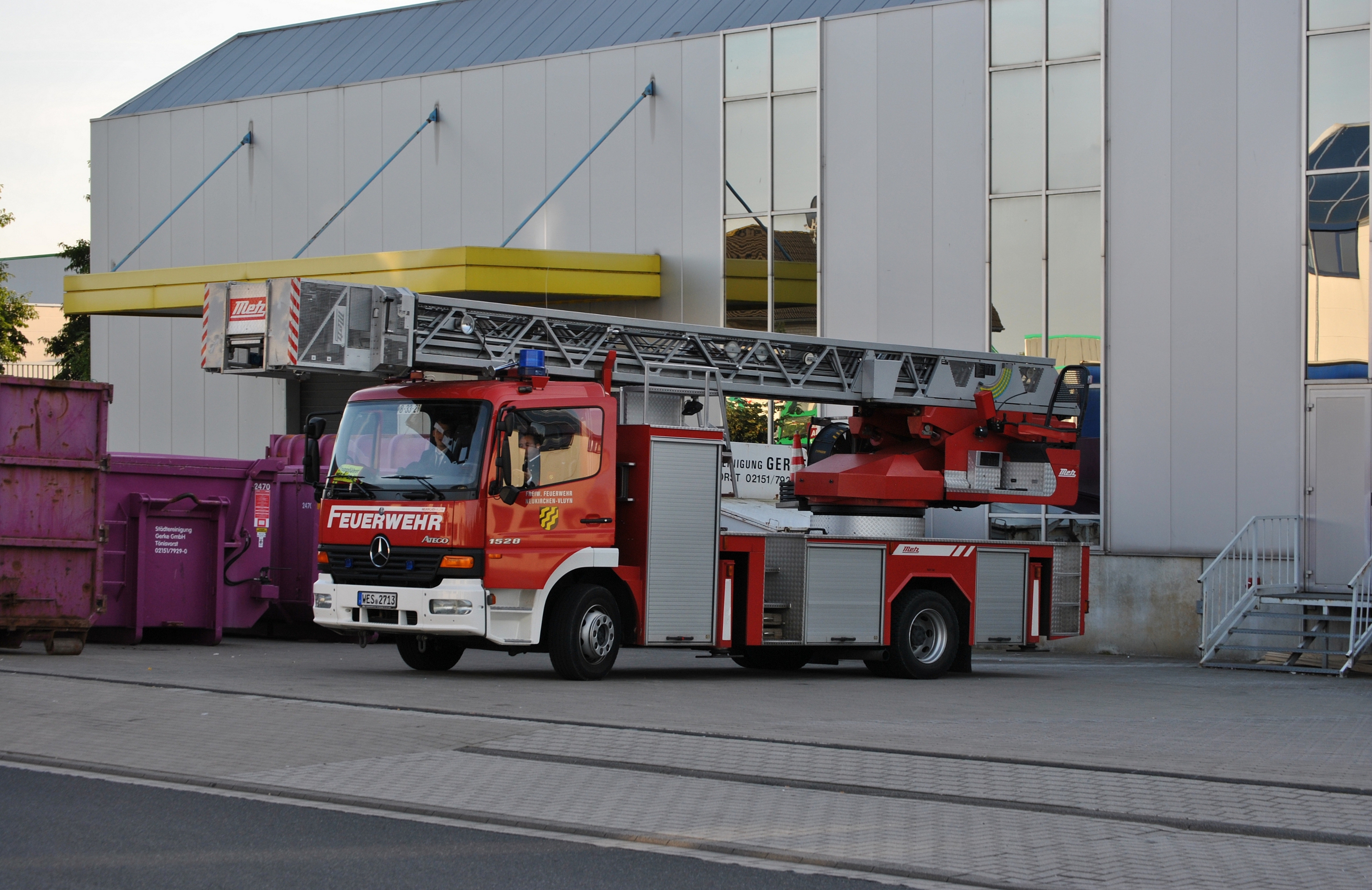 Drehleiter DLK 23-12, Feuerwehr Vluyn