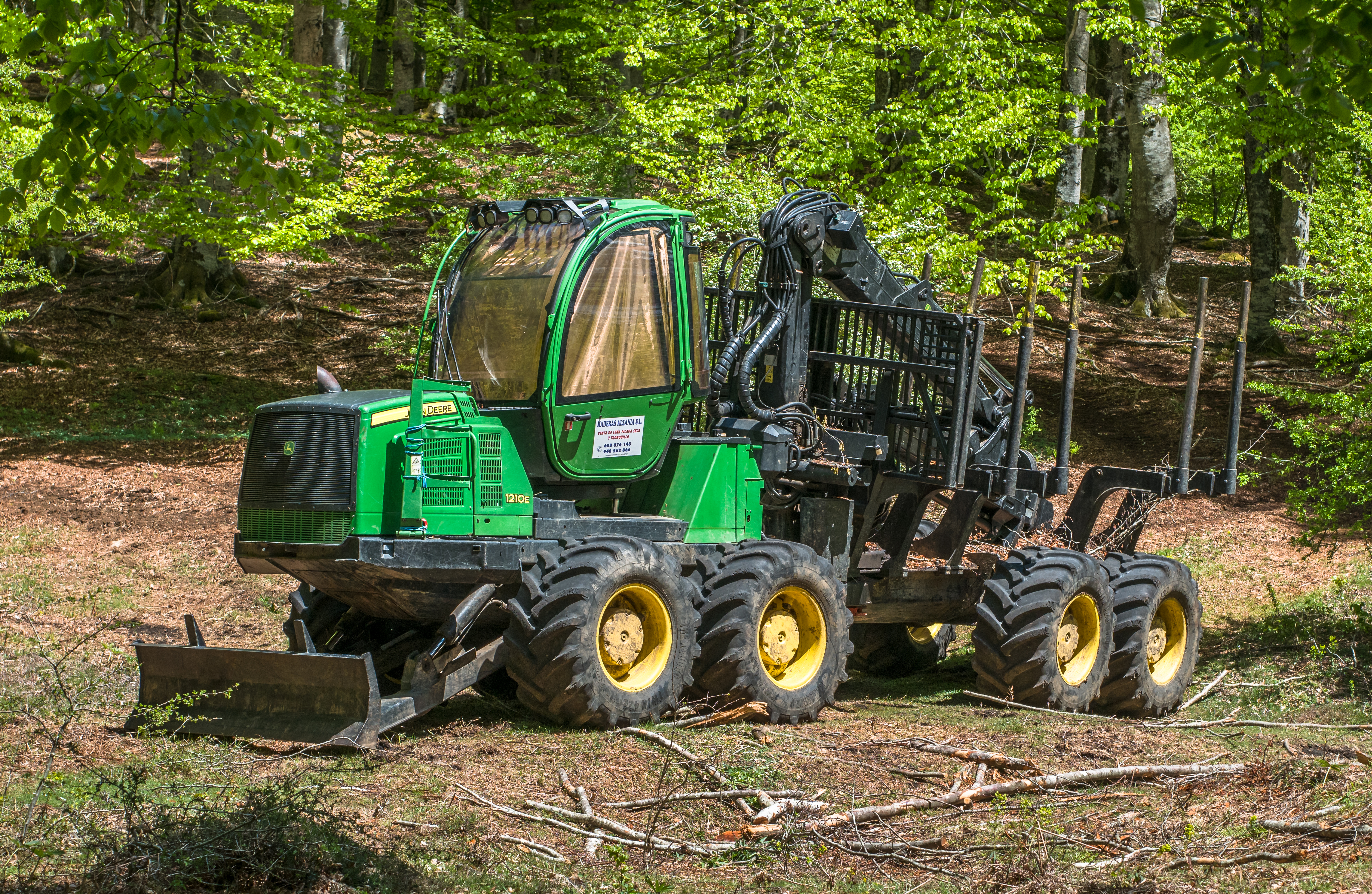 Entzia - John Deere 1210E