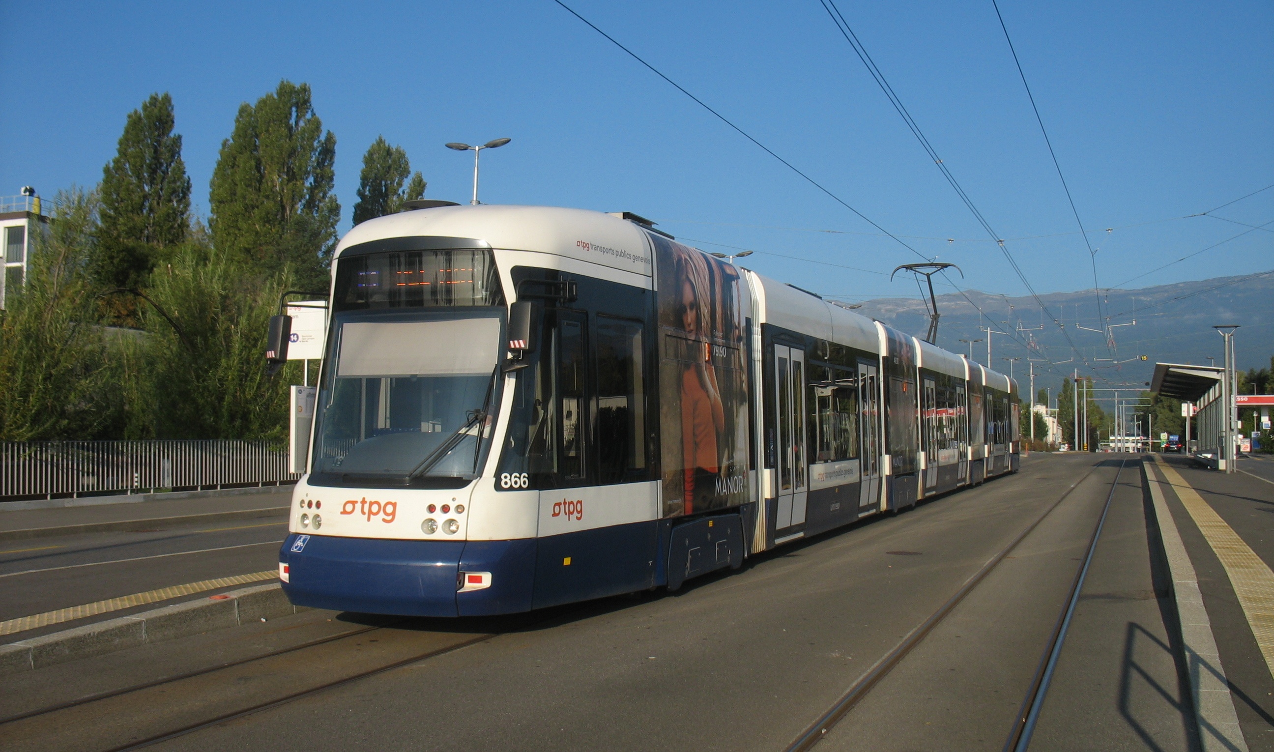 Geneva tram01 2012-09-16
