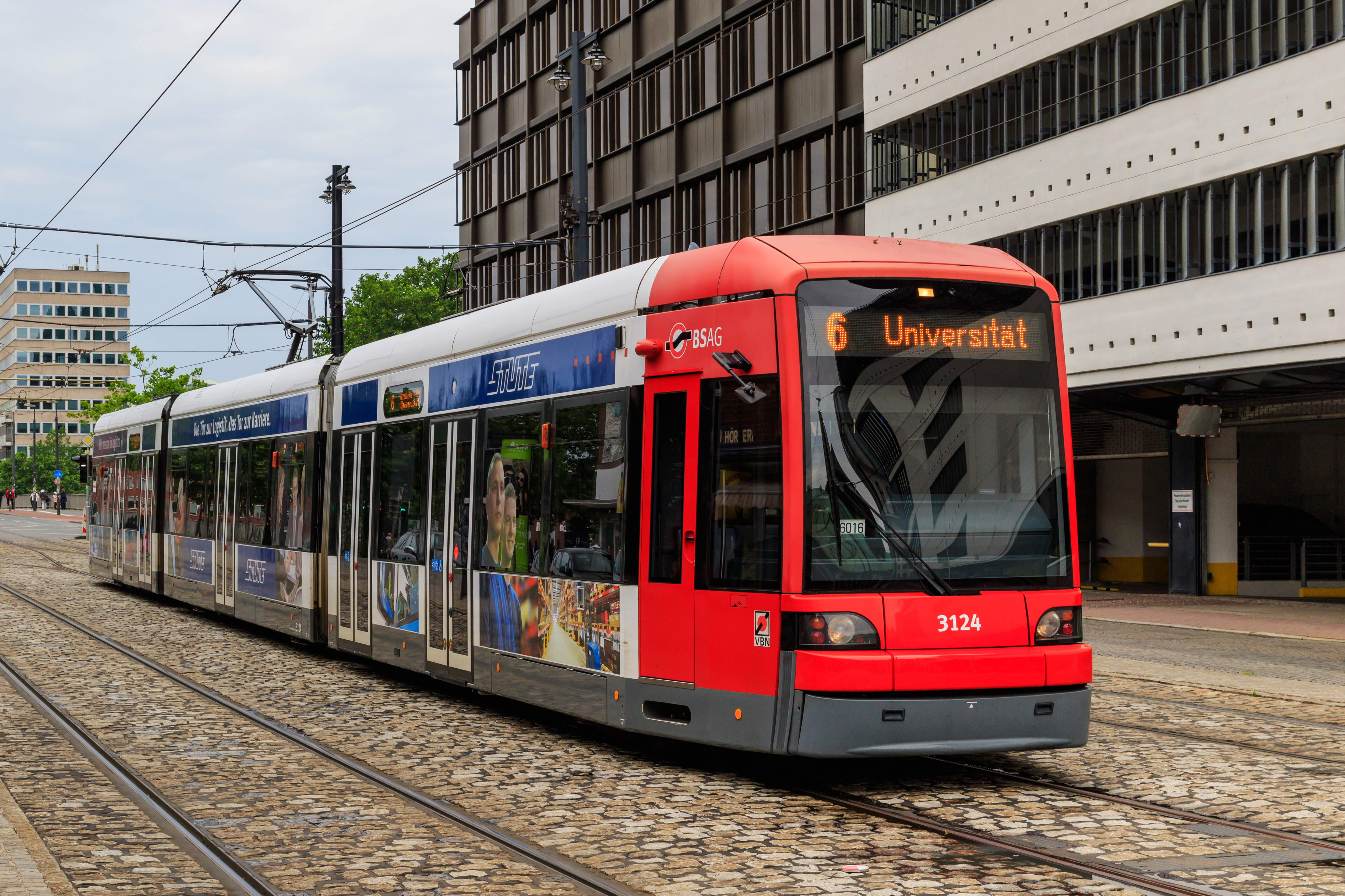 HB 2016-0607 photo28 tram at Domsheide