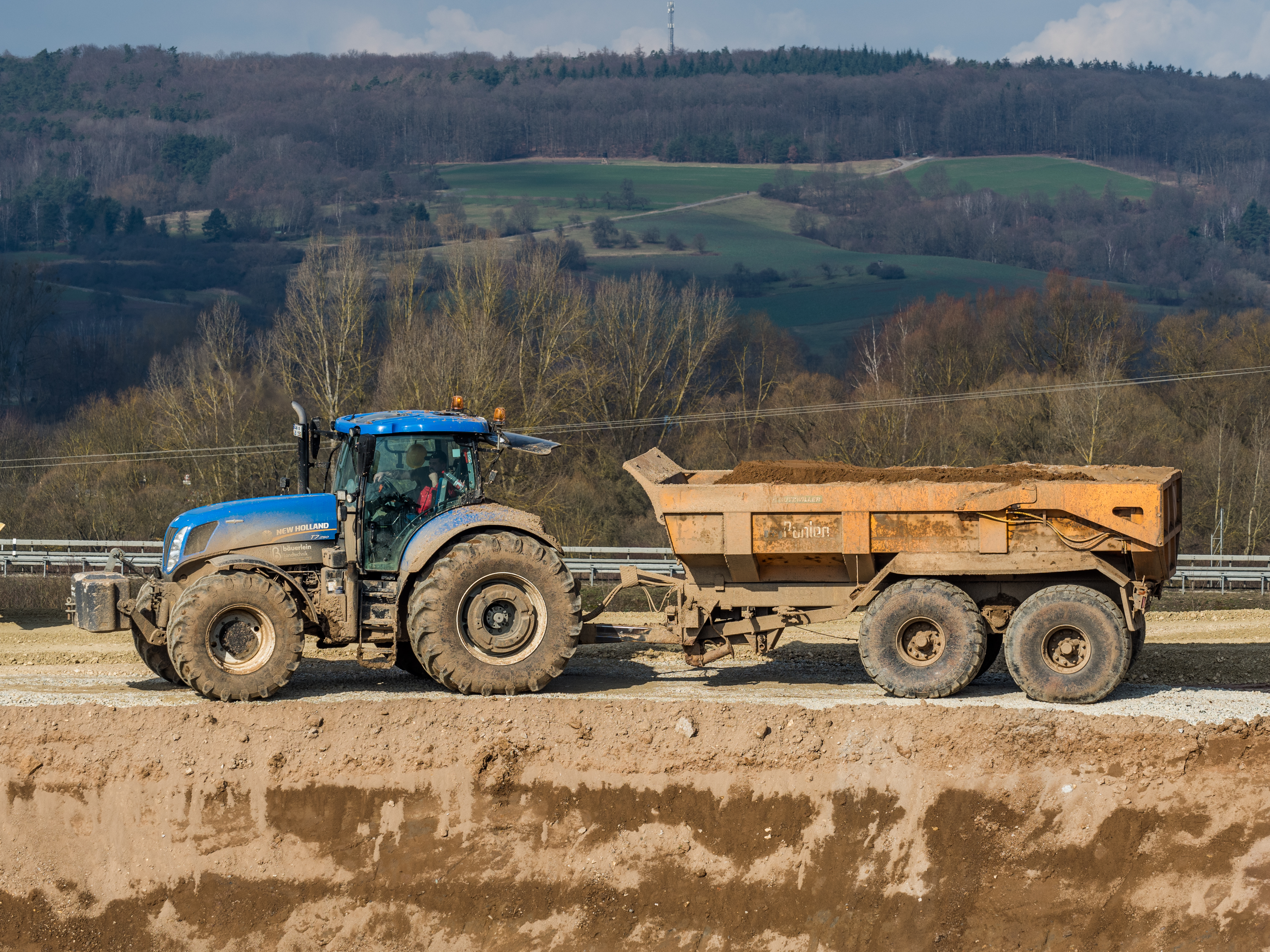 ICE-Baustelle-Breitengüßbach-Tractor-260216-2268290