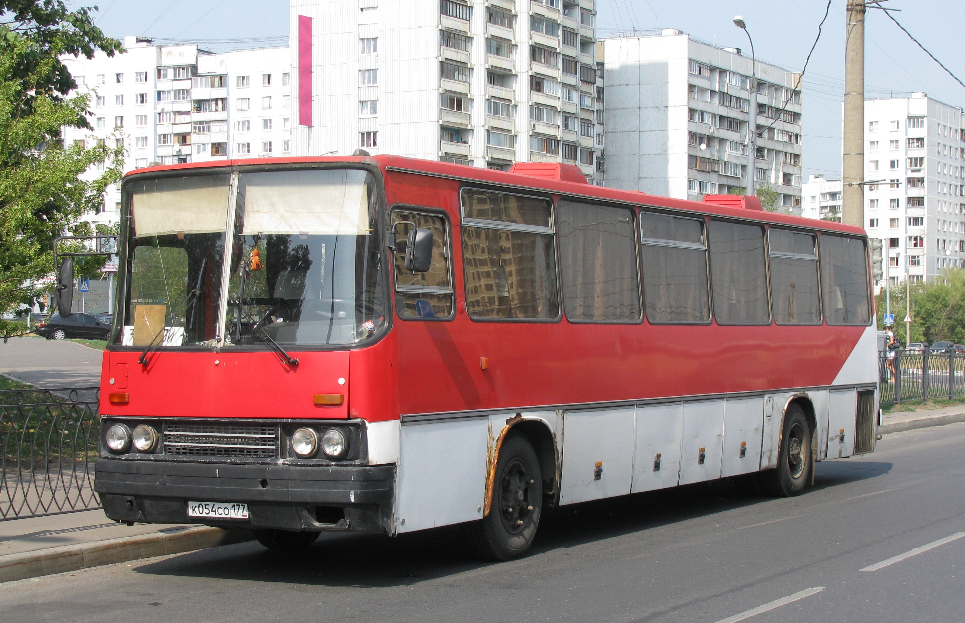 Ikarus250