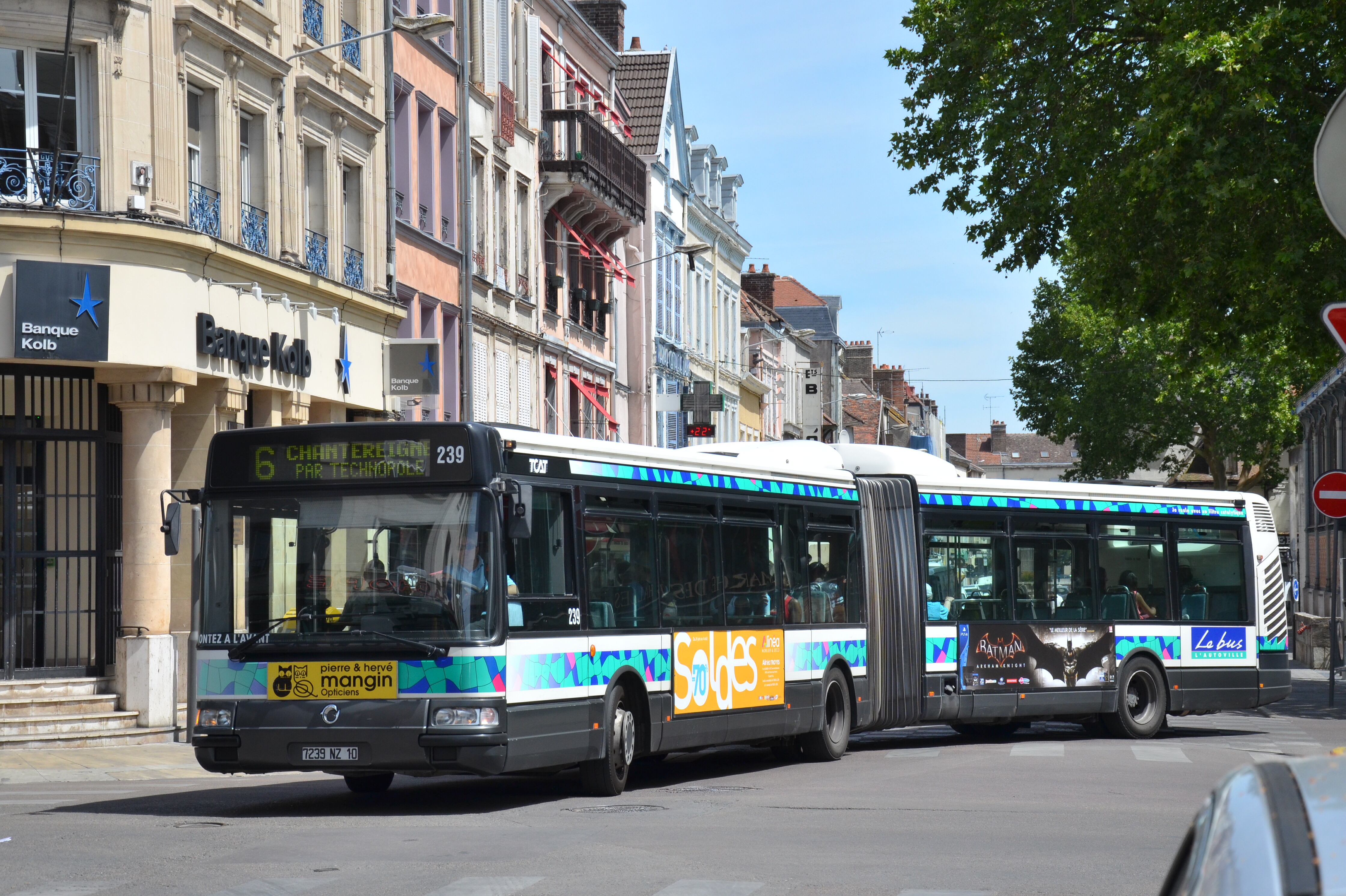 Irisbus Agora L n°239 TCAT - Halle