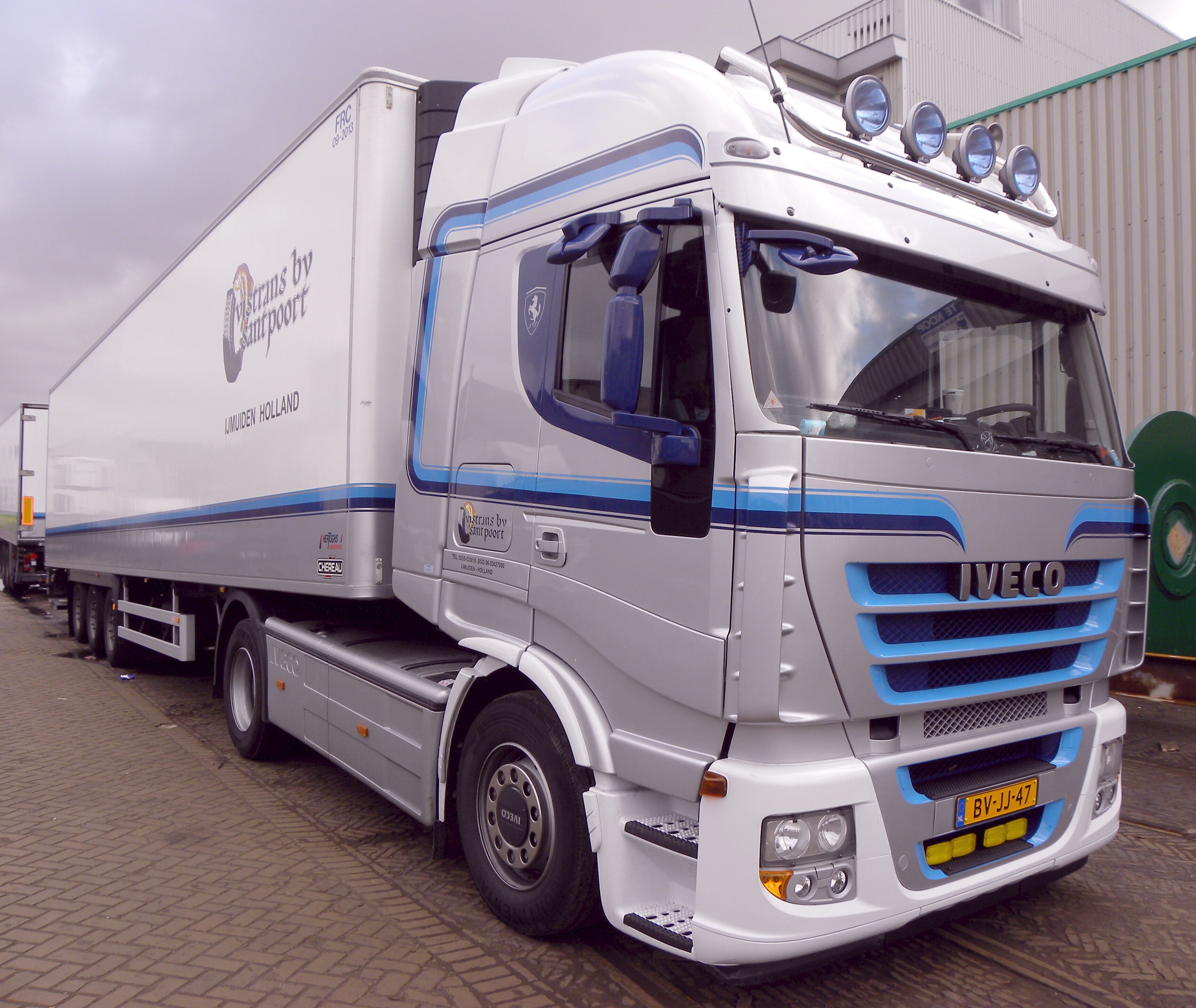 Iveco AS 440 S 45T