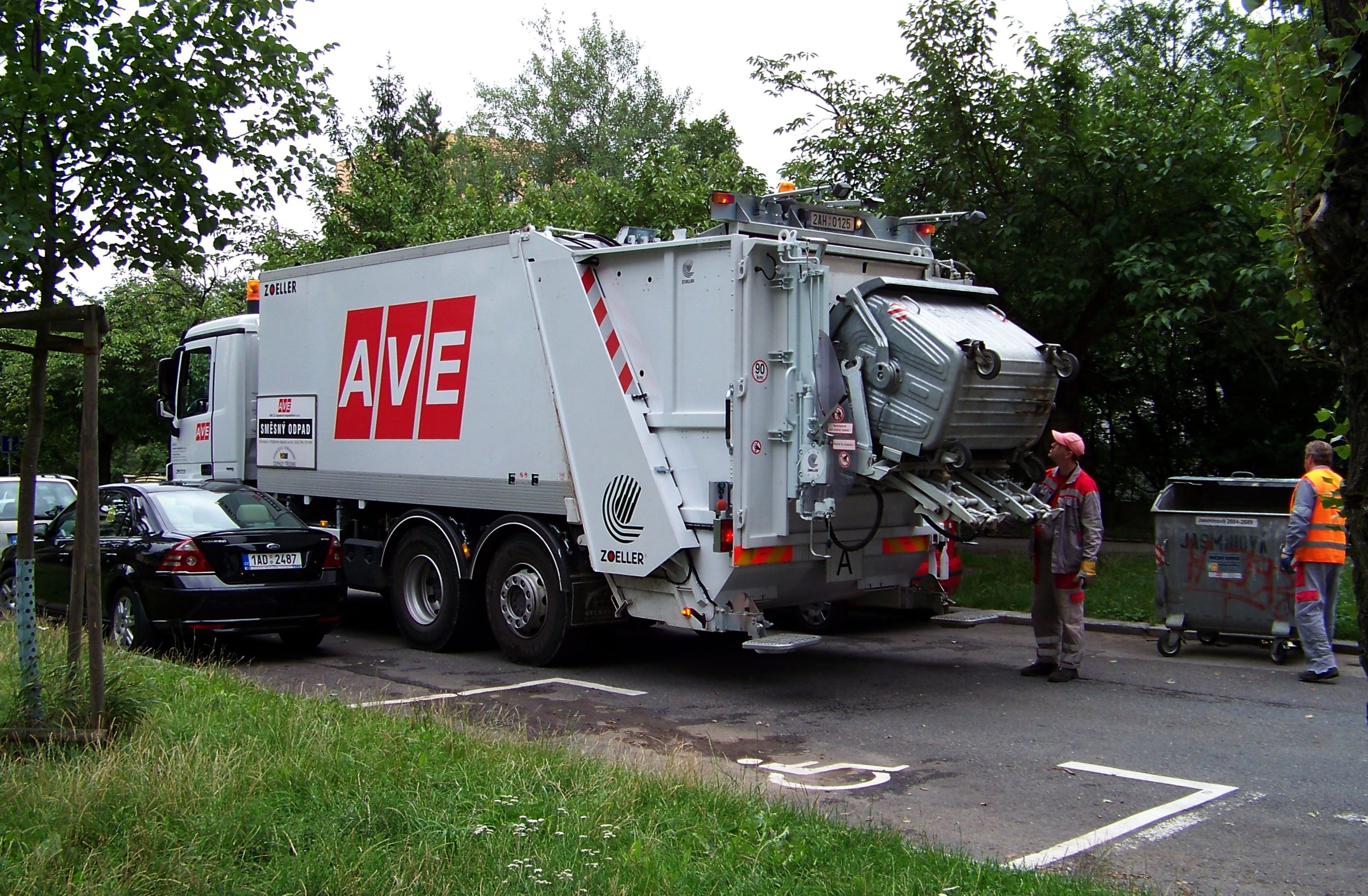 Jasmínová, svoz směsného odpadu