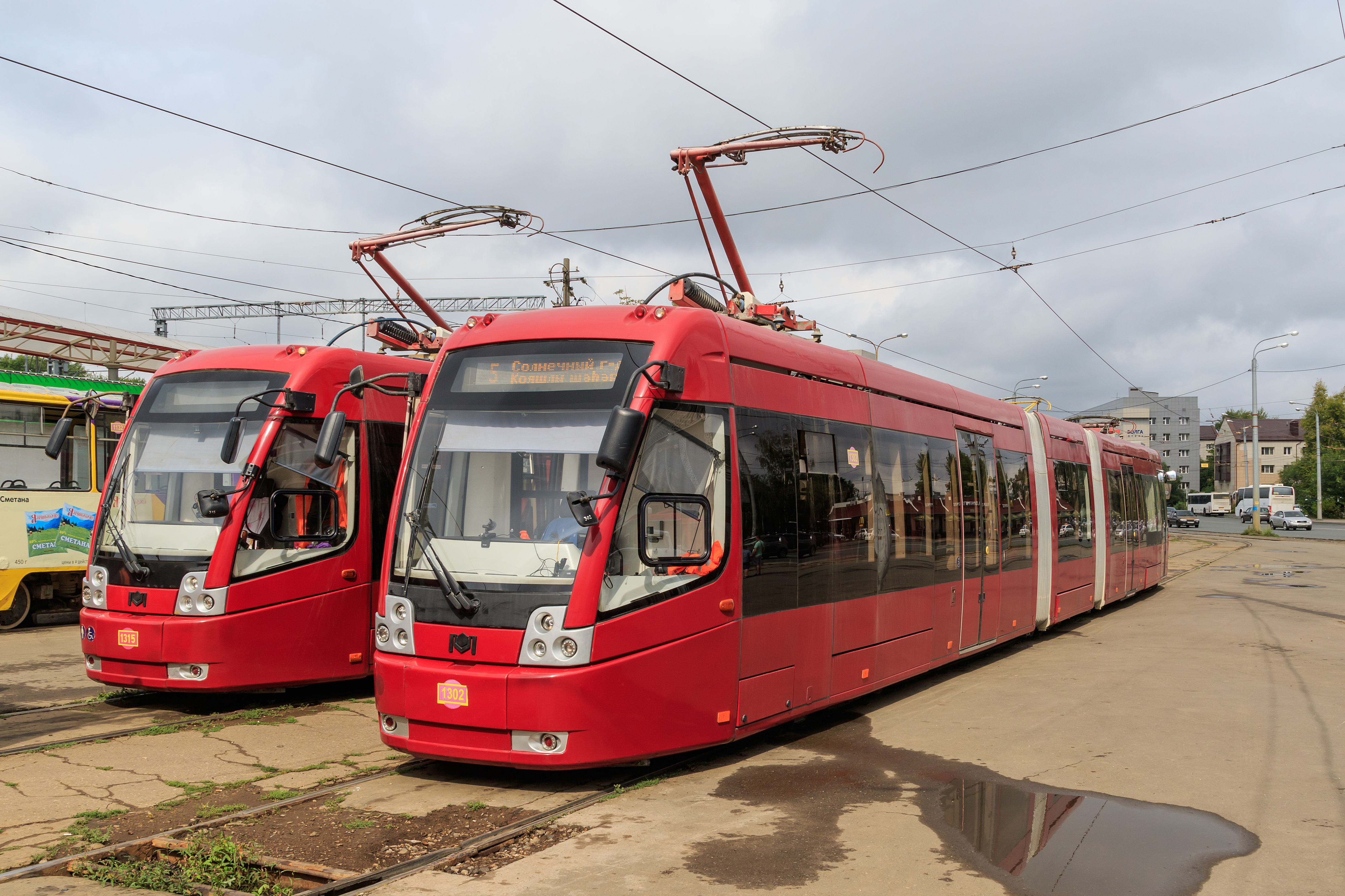 Kazan trams at Railway station