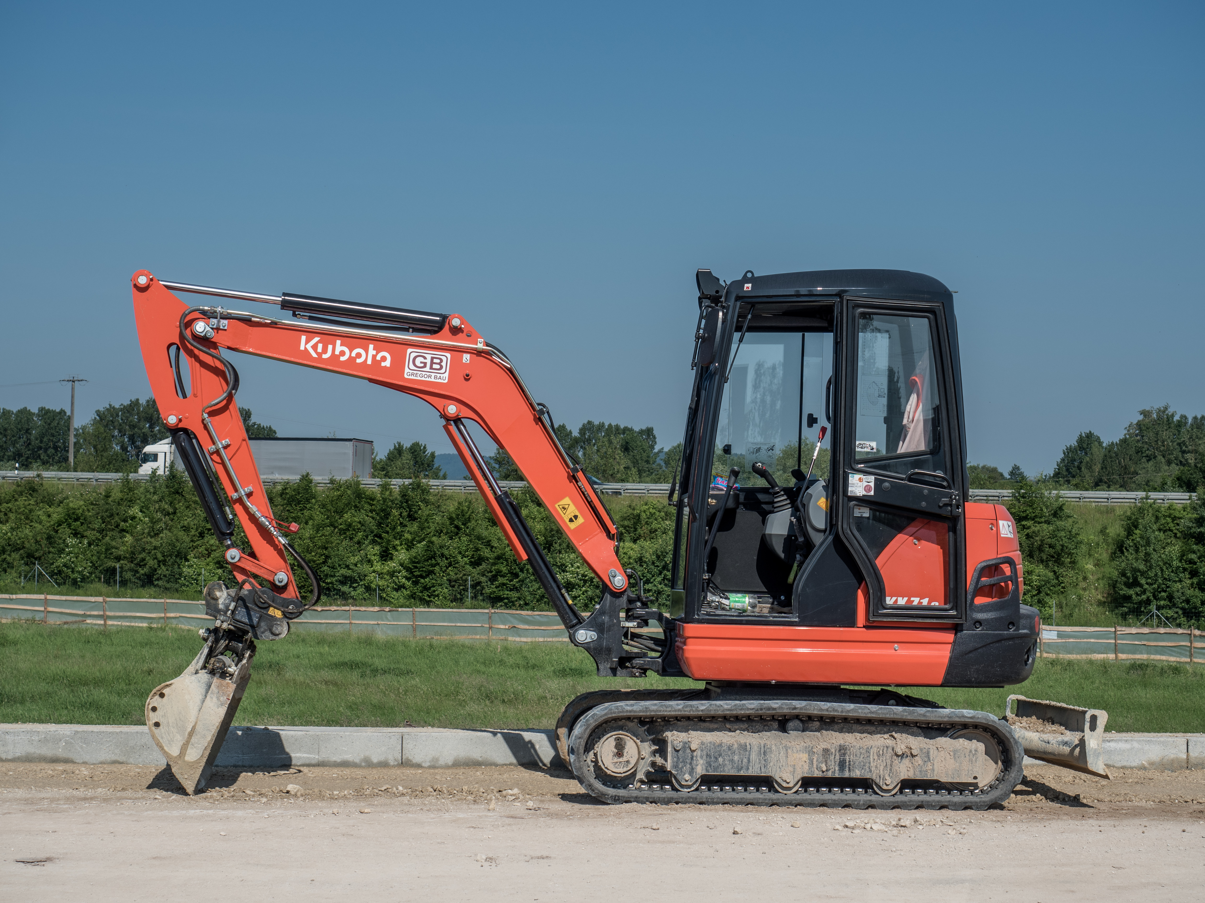 Kubota-excavator-KX 71-3-P6076724