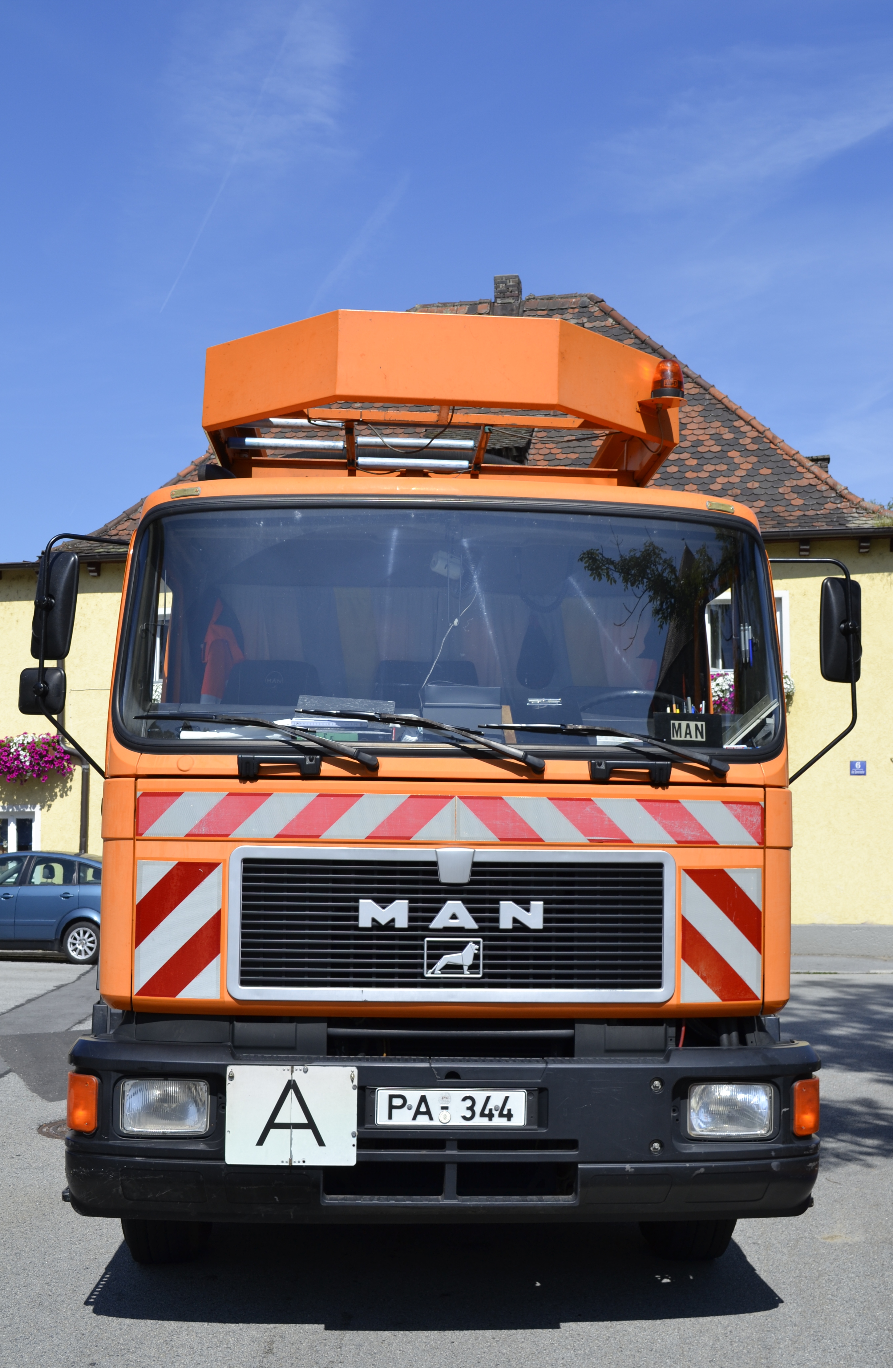 LKW zur Kanalreinigung in Deutschland (2)