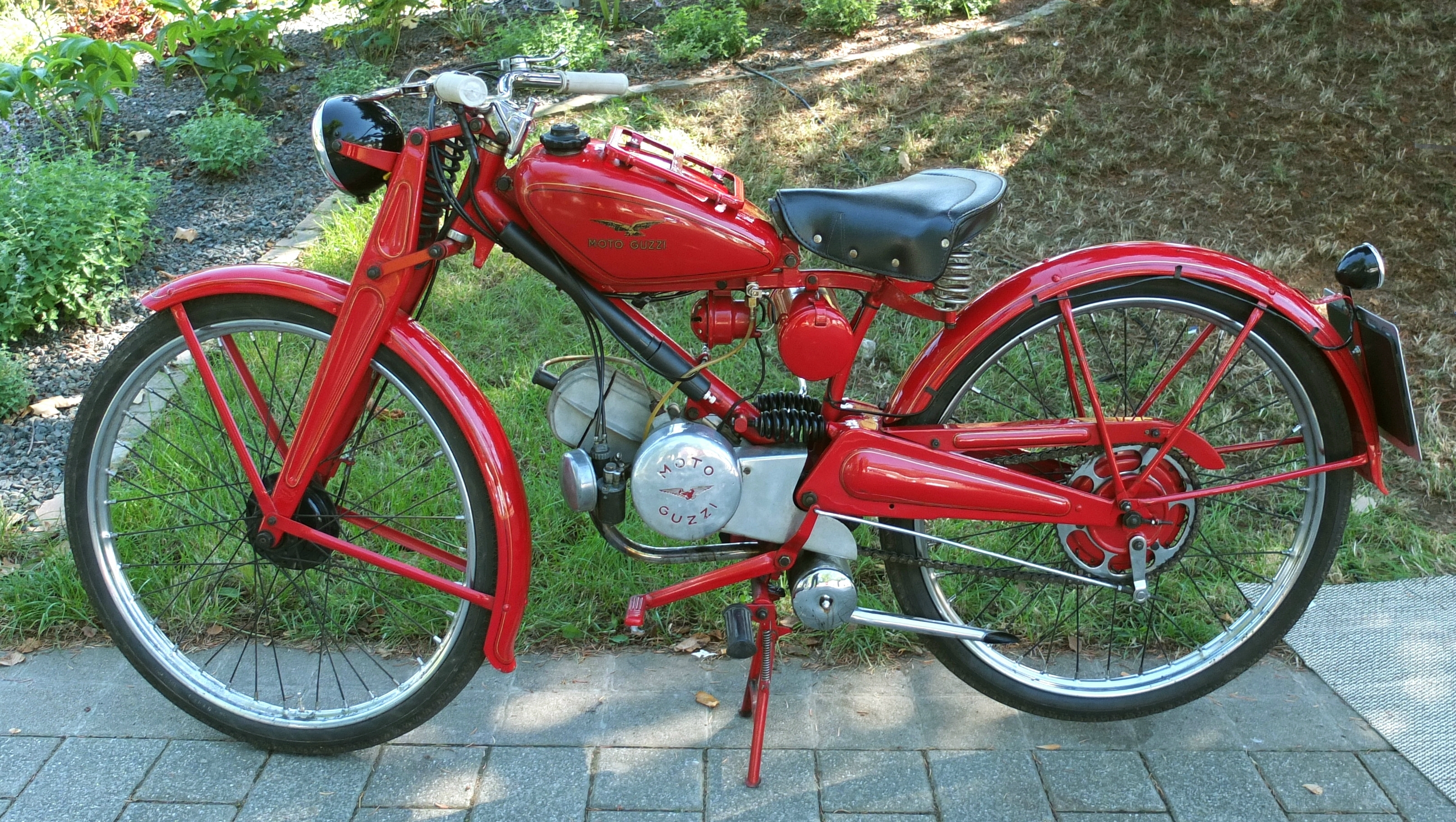 Moto guzzi cardellino 1957