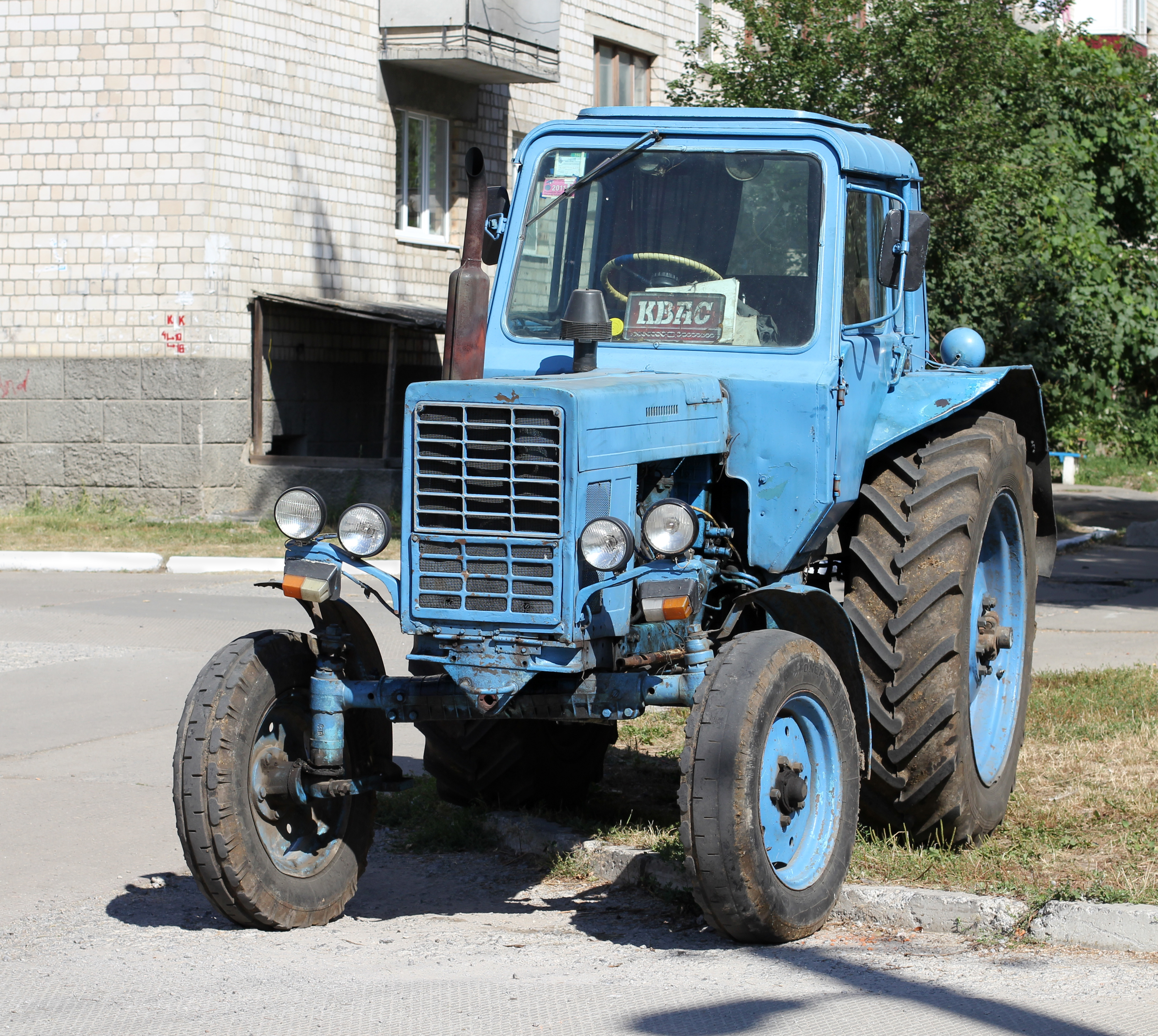 MTZ-80 tractor 2011 G2
