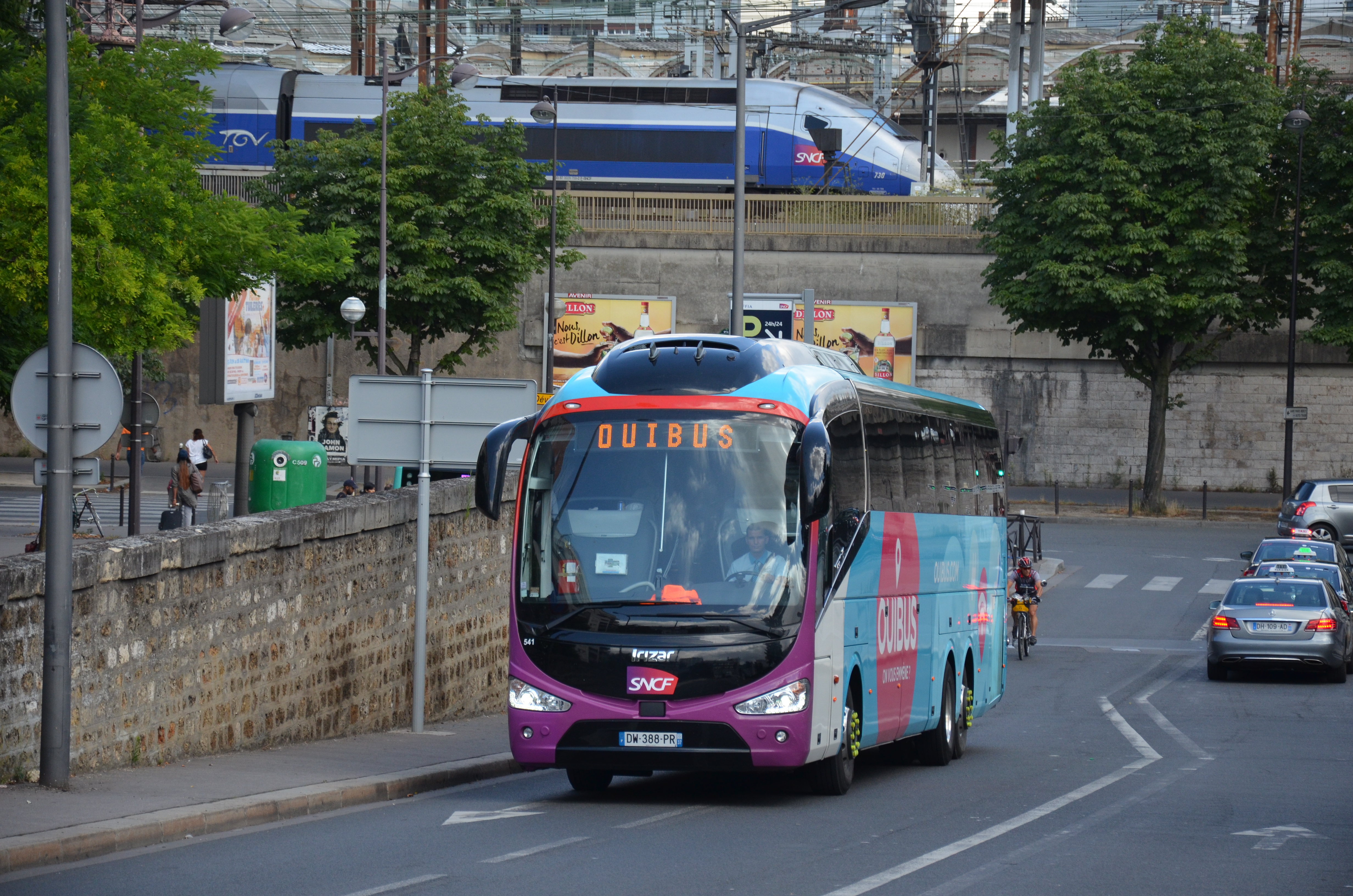 Ouibus Irizar i6 TGV - Paris Bercy