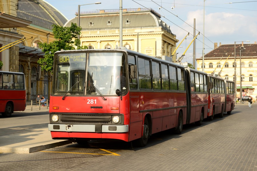 14-05-06-obus-budapest-RalfR-09 (trolleybus 281)