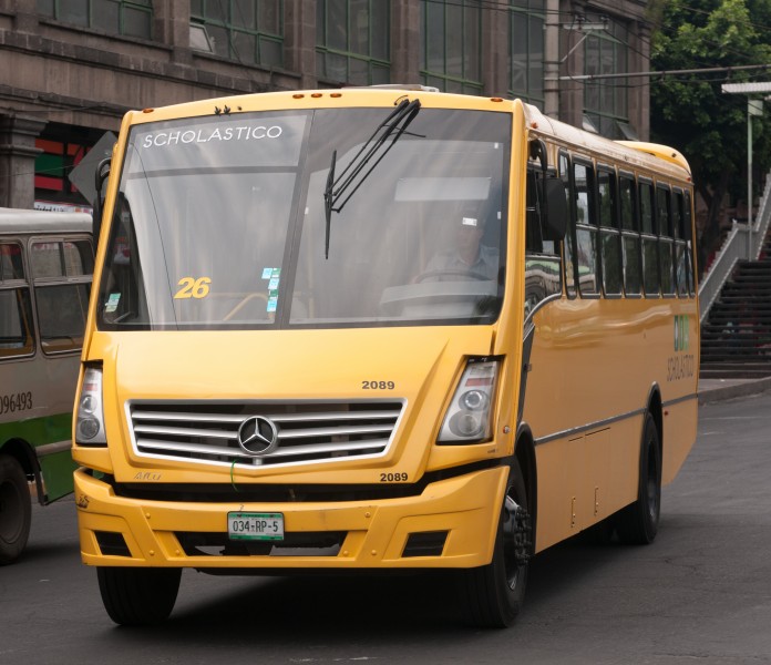 15-07-20-Bus in Mexico DF-RalfR-N3S 9610