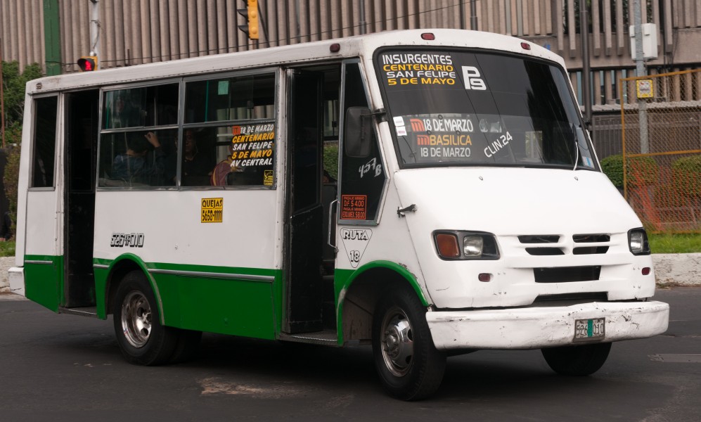 15-07-20-Bus in Mexico DF-RalfR-N3S 9619