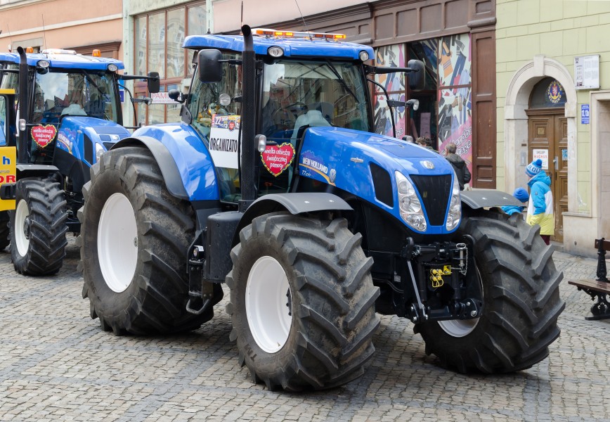 2014 Ciągnik New Holland T7.270 (01)