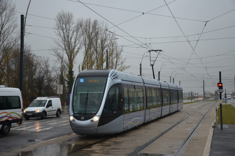Alstom Citadis 302 n°5015 TISSEO Aéroconstellation