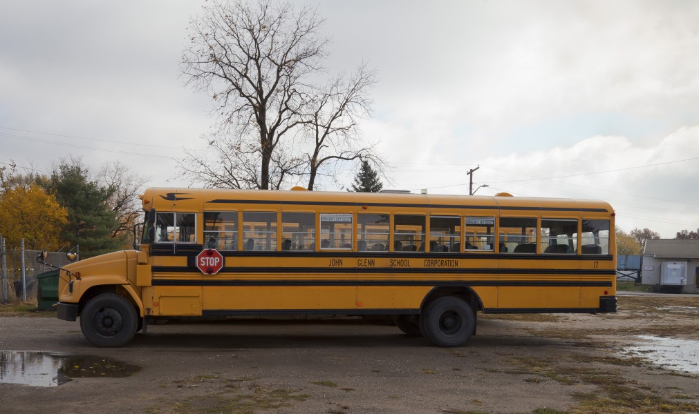 Autobús escolar, Walker, Indiana, Estados Unidos, 2012-10-20, DD 03