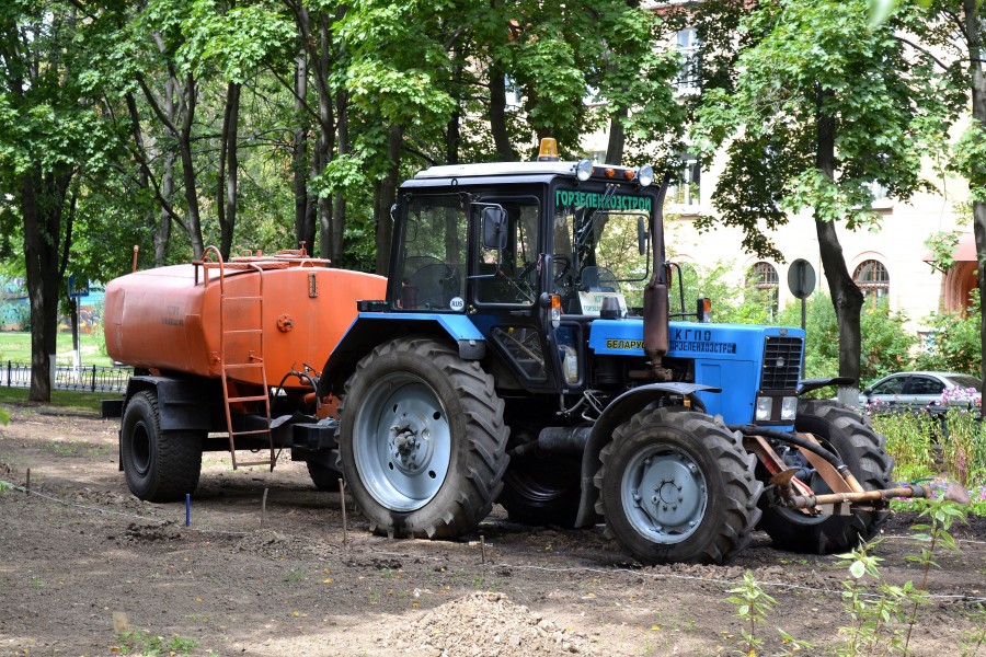 Belarus-82 in Korolyov (1)