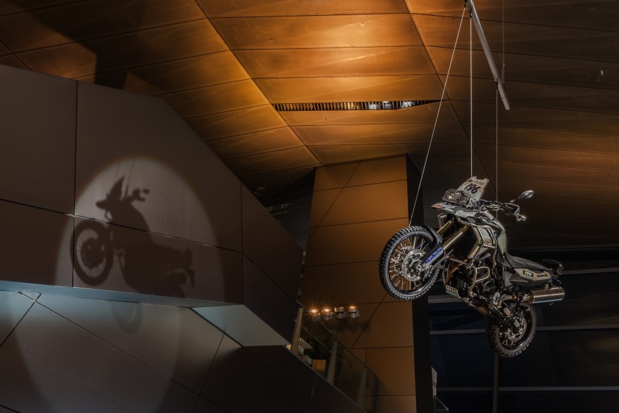 BMW Welt, Múnich, Alemania, 2013-04-22, DD 05