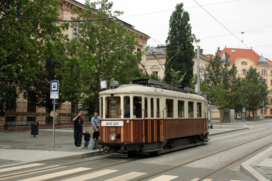 Brno, Joštova, zahájení provozu linky H4 (11)