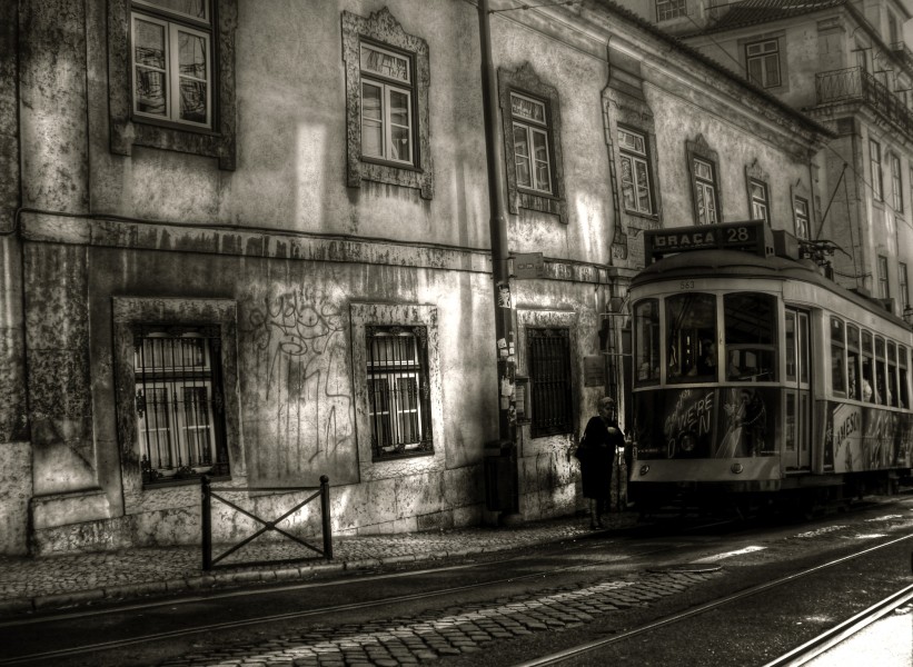 CCFL563subindoGraça(BW&HDR)
